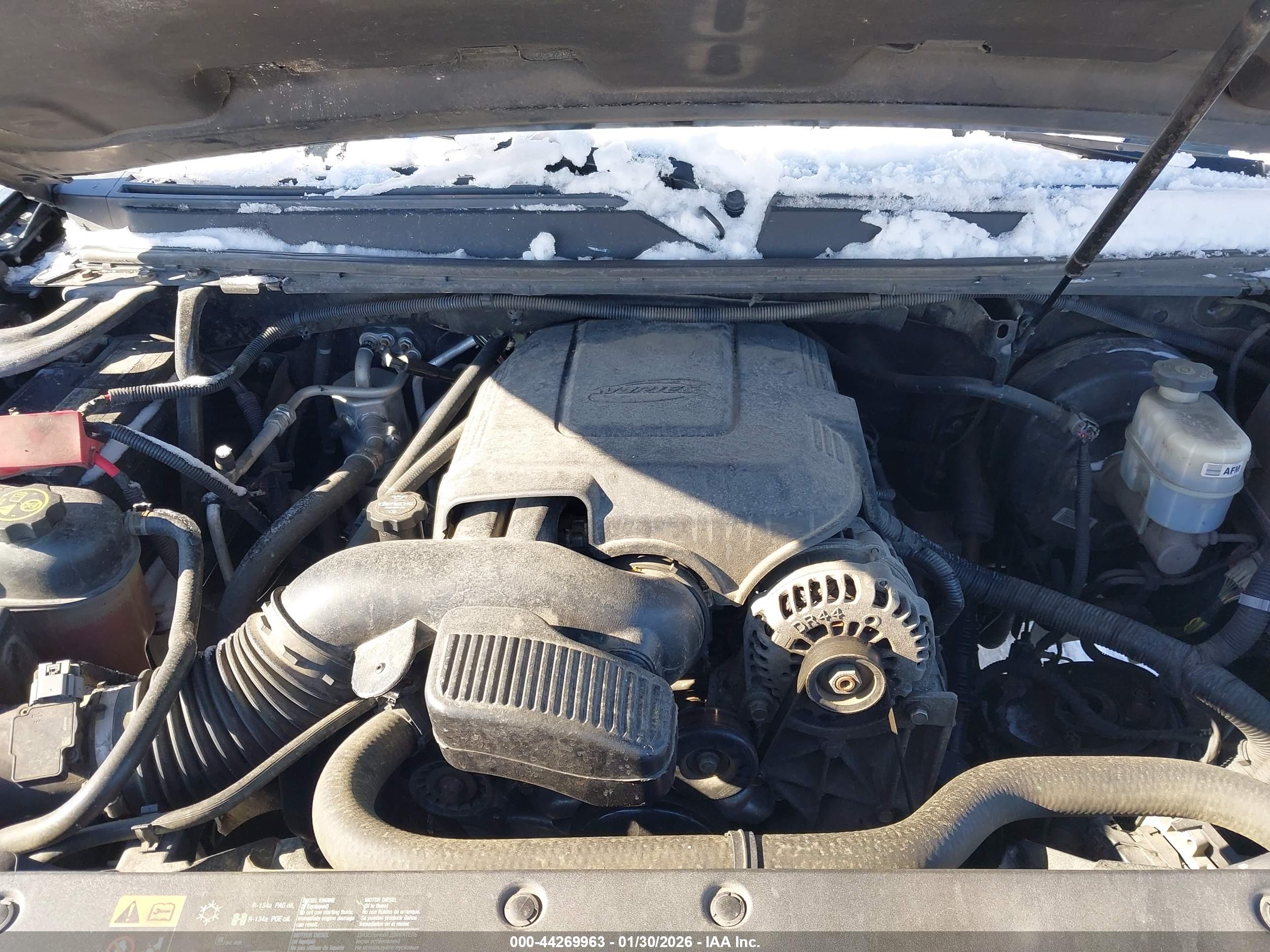 GMC YUKON image 10