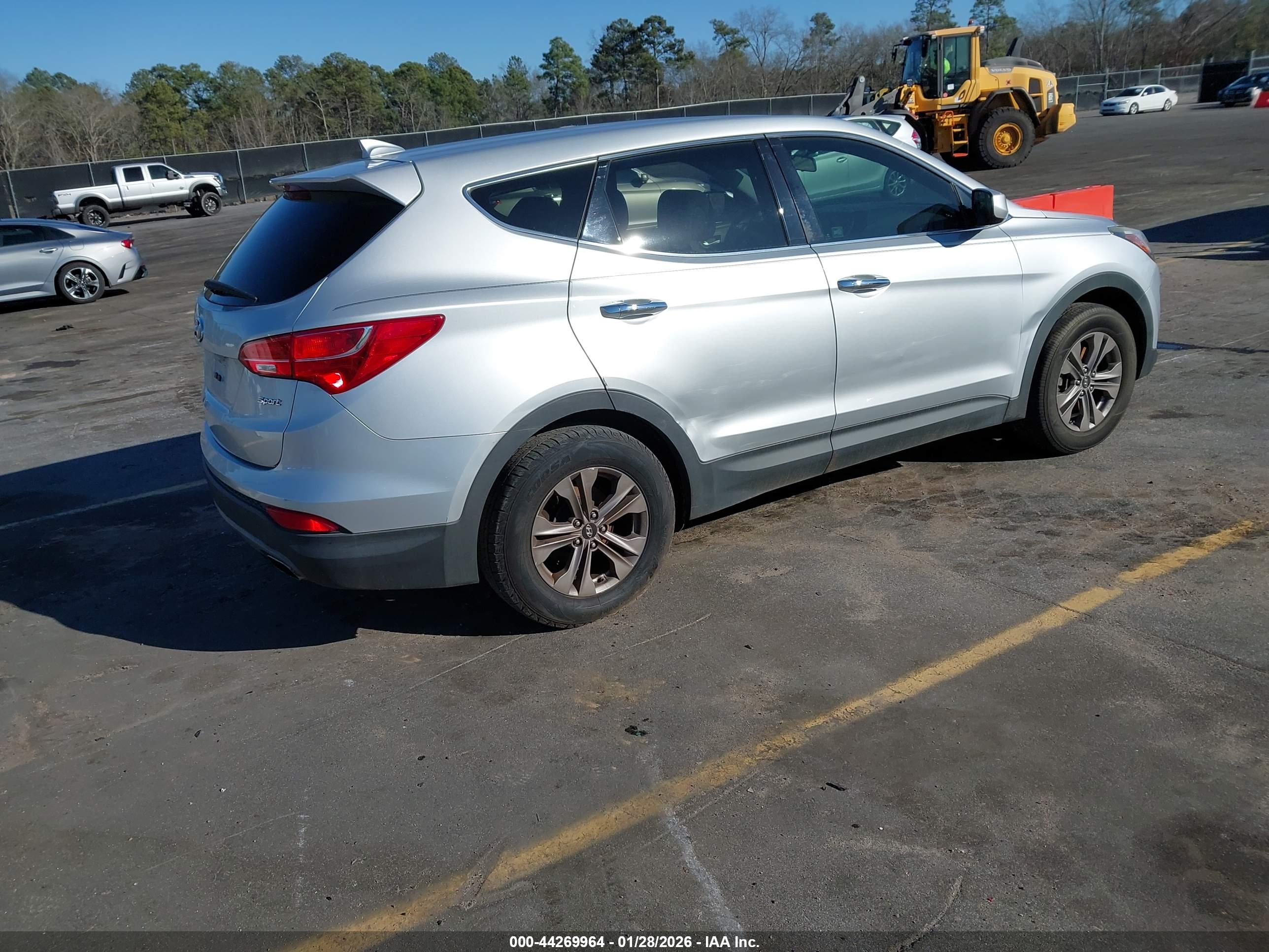 HYUNDAI SANTA image 4