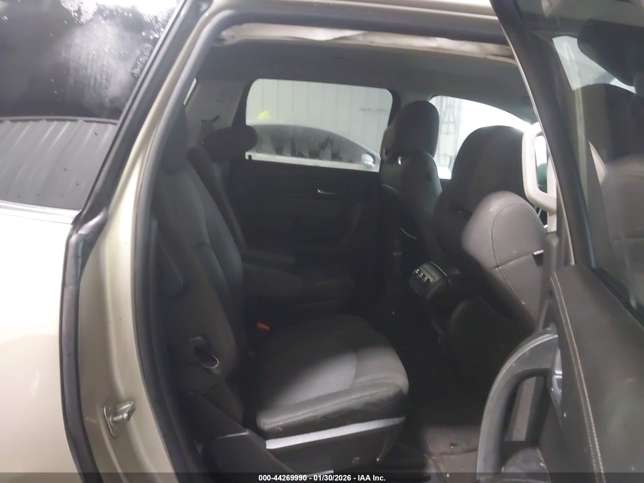 CHEVROLET TRAVERSE image 8