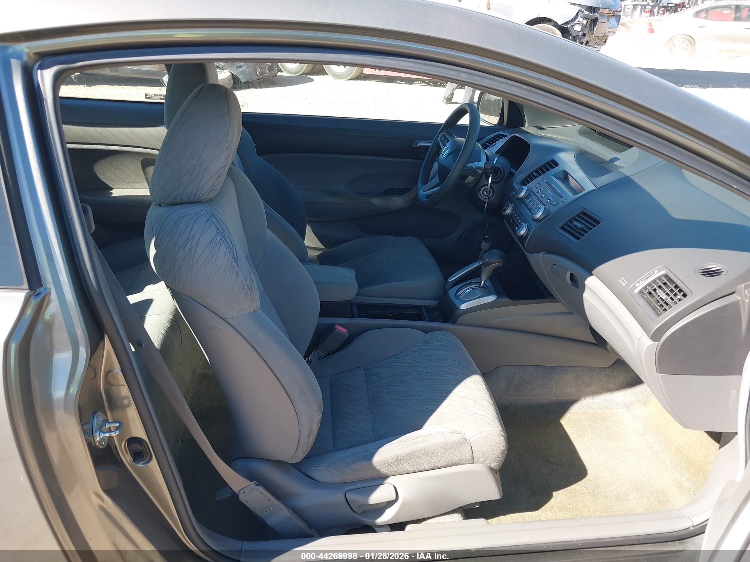 HONDA CIVIC image 5
