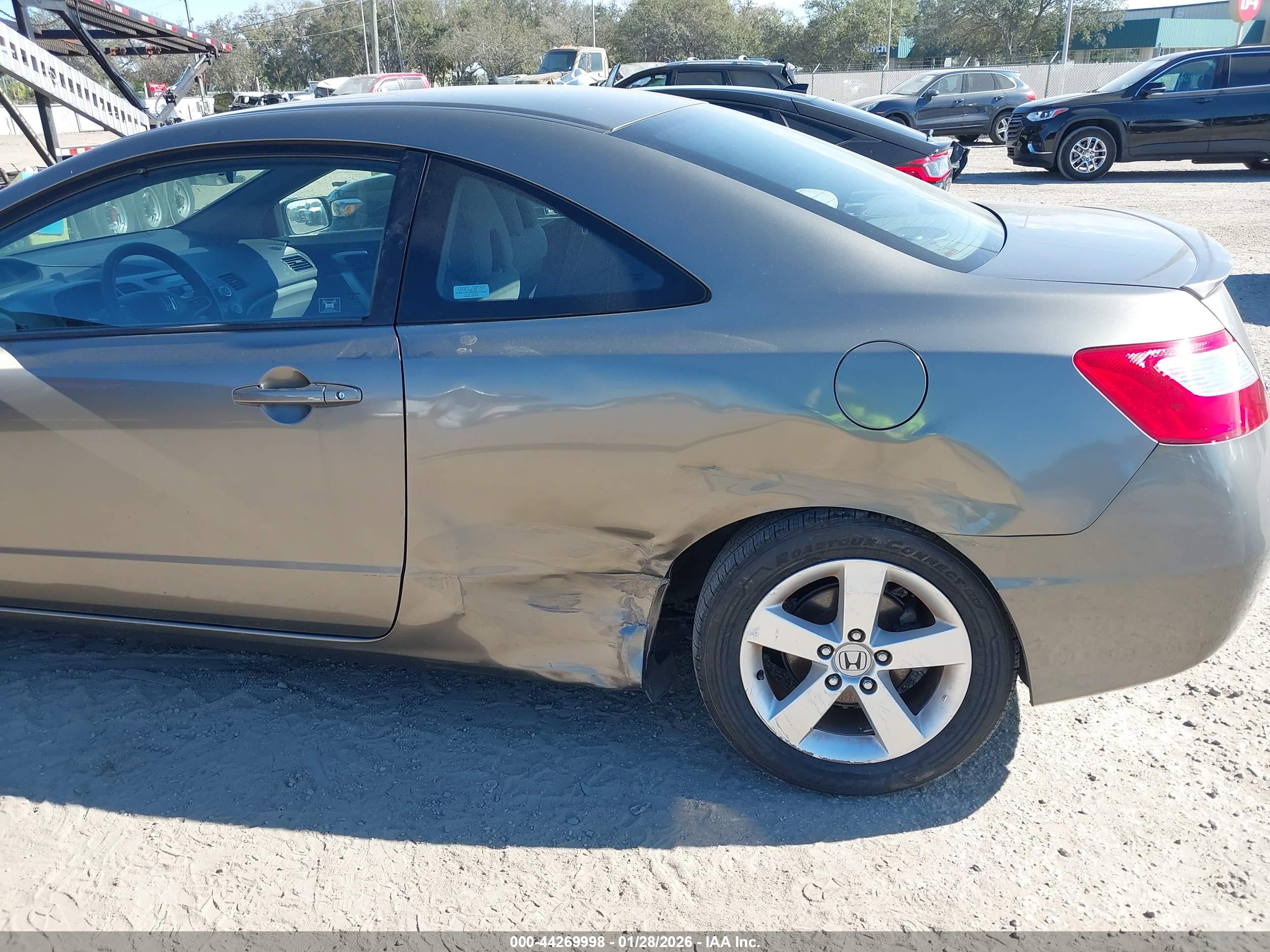 HONDA CIVIC image 6