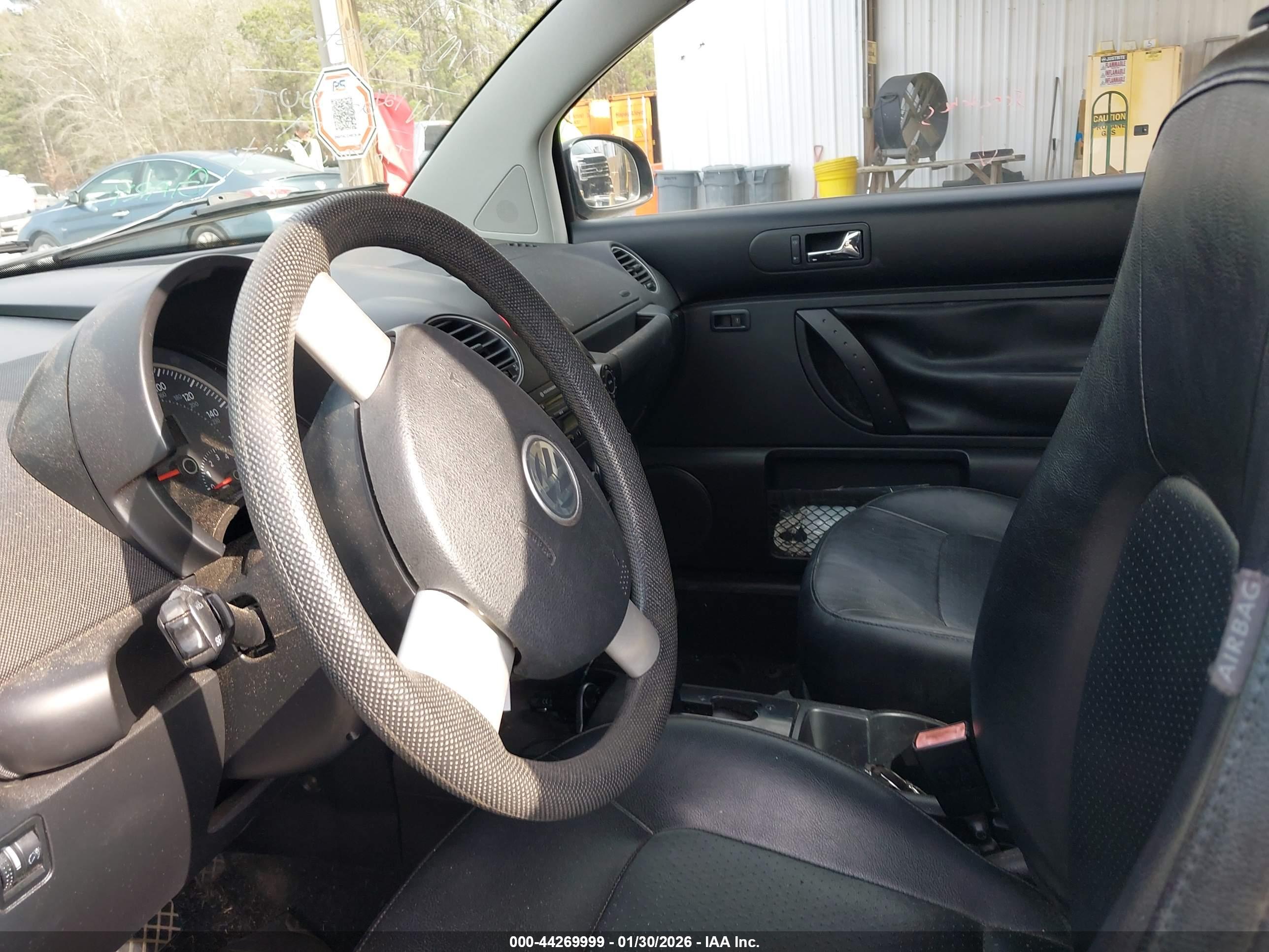 VOLKSWAGEN NEW image 5