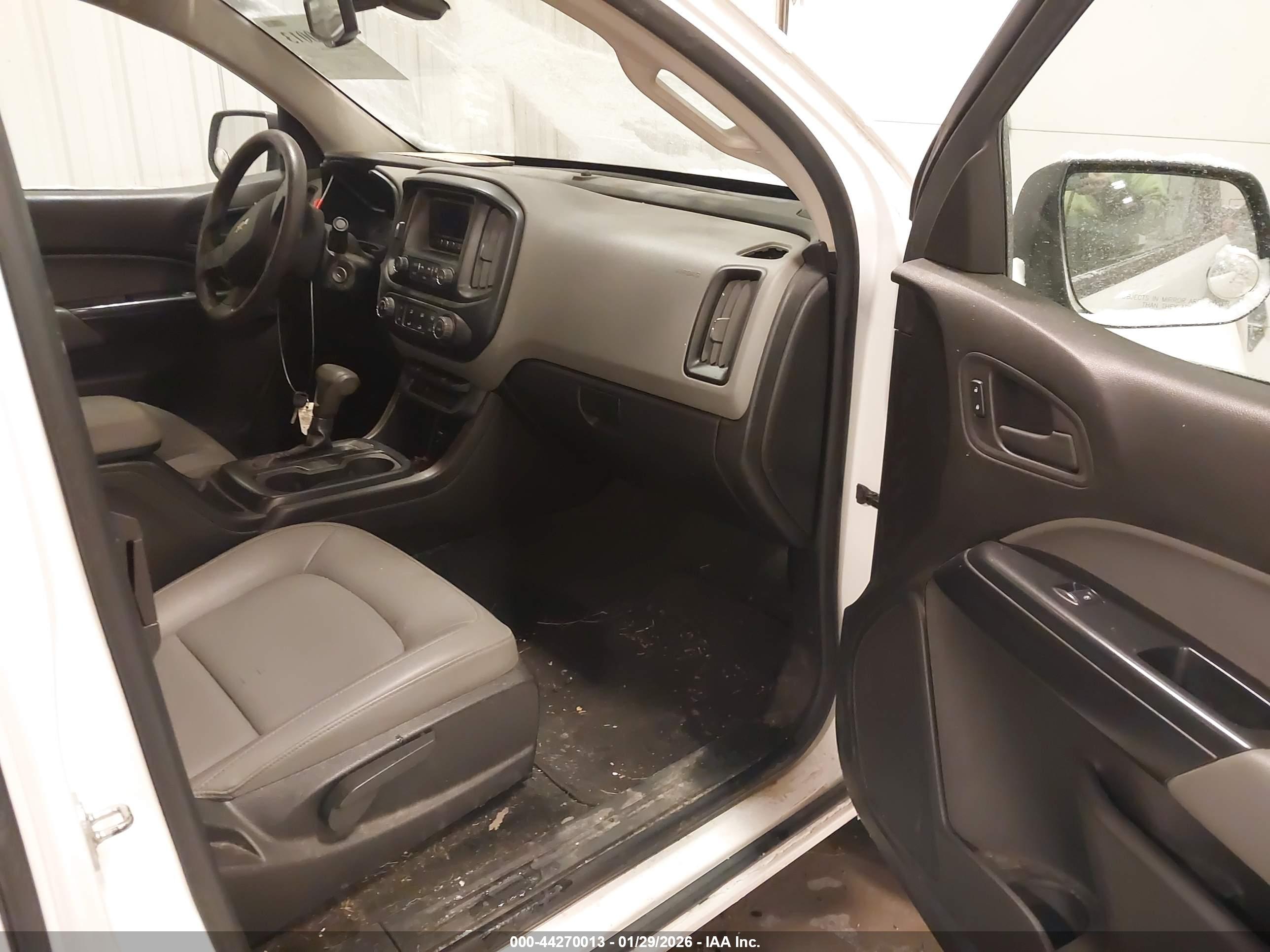 CHEVROLET COLORADO image 5