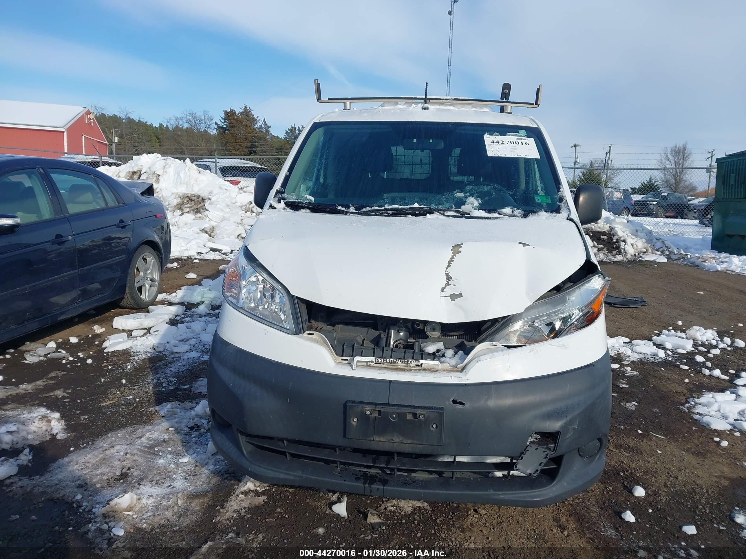 NISSAN NV200 image 6