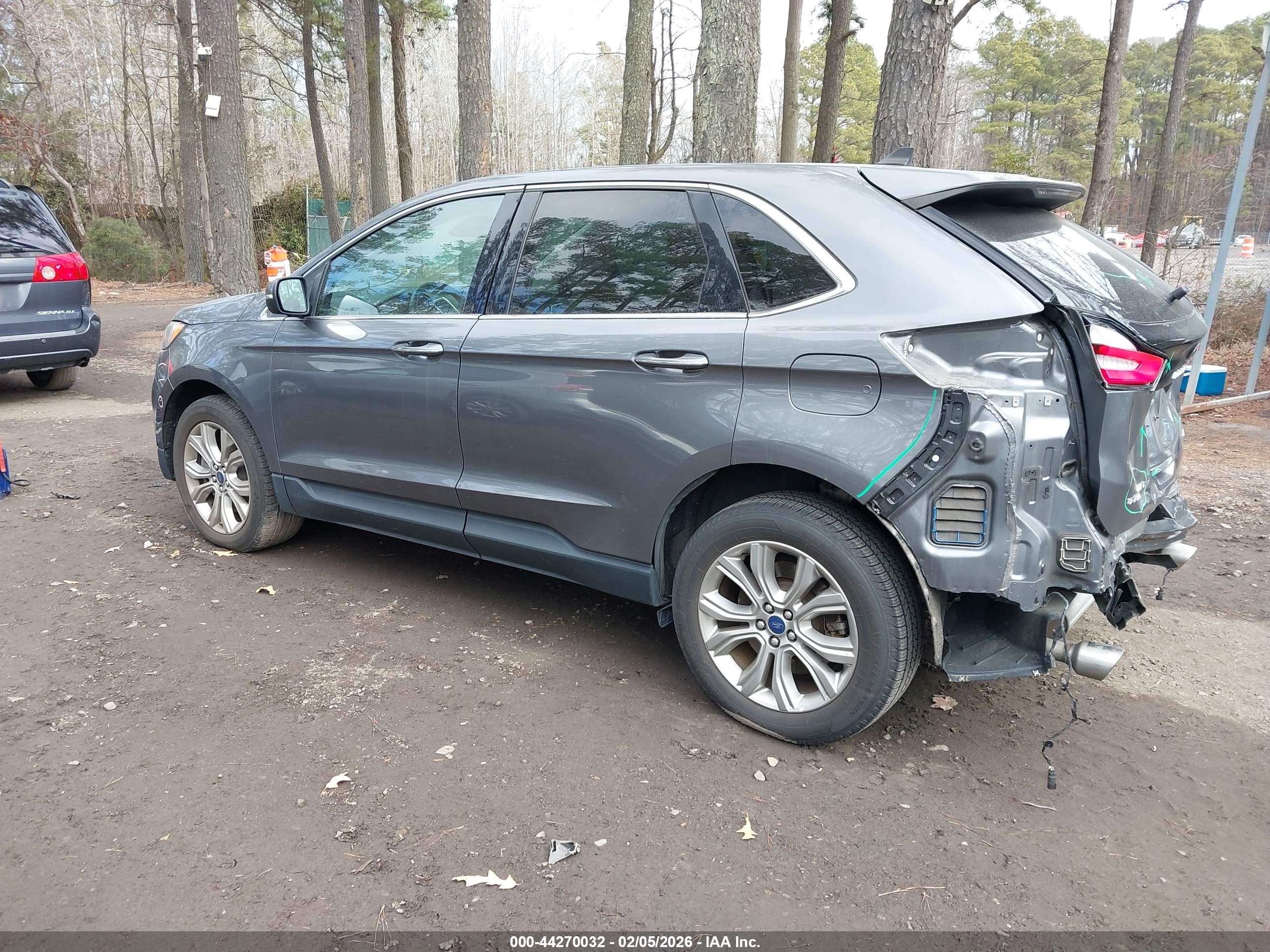 FORD EDGE image 3