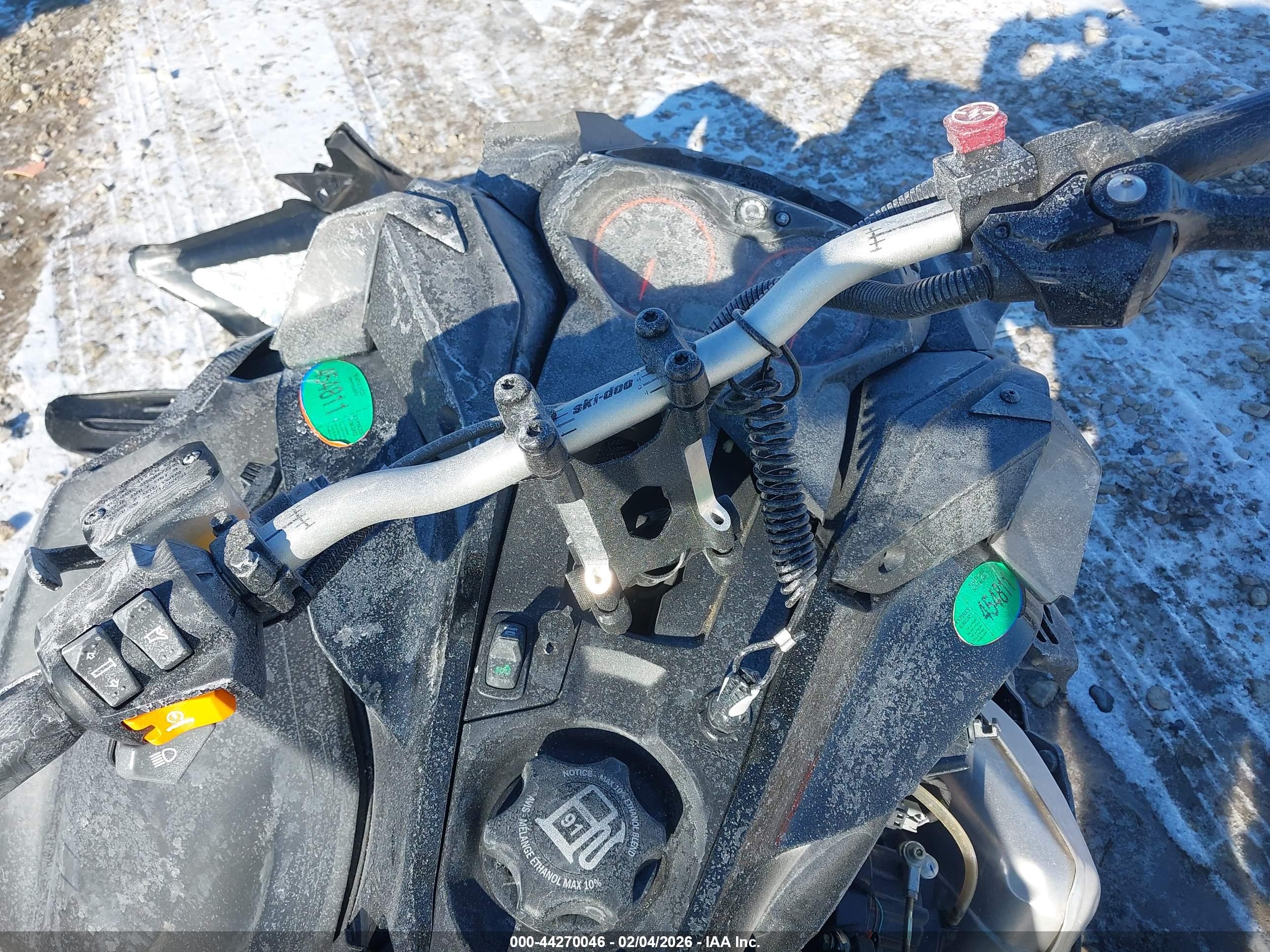SKI-DOO RENEGADE image 5