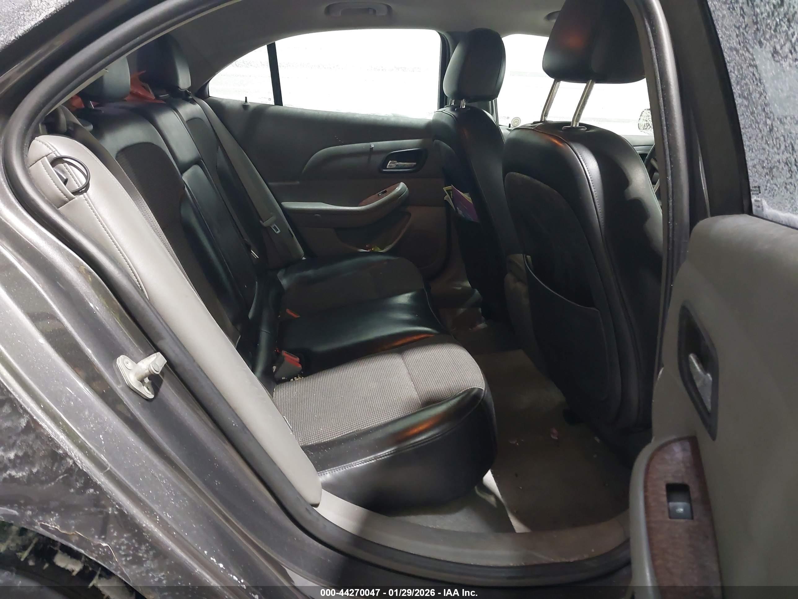 CHEVROLET MALIBU image 8