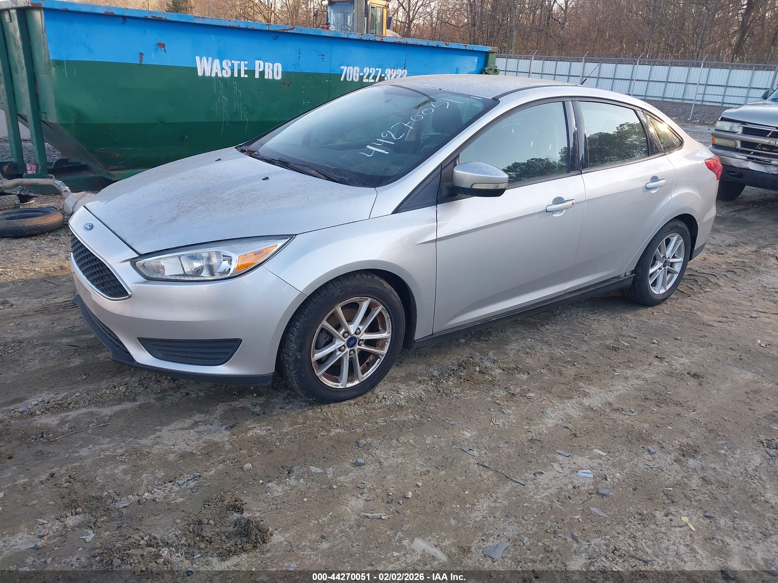 FORD FOCUS image 2