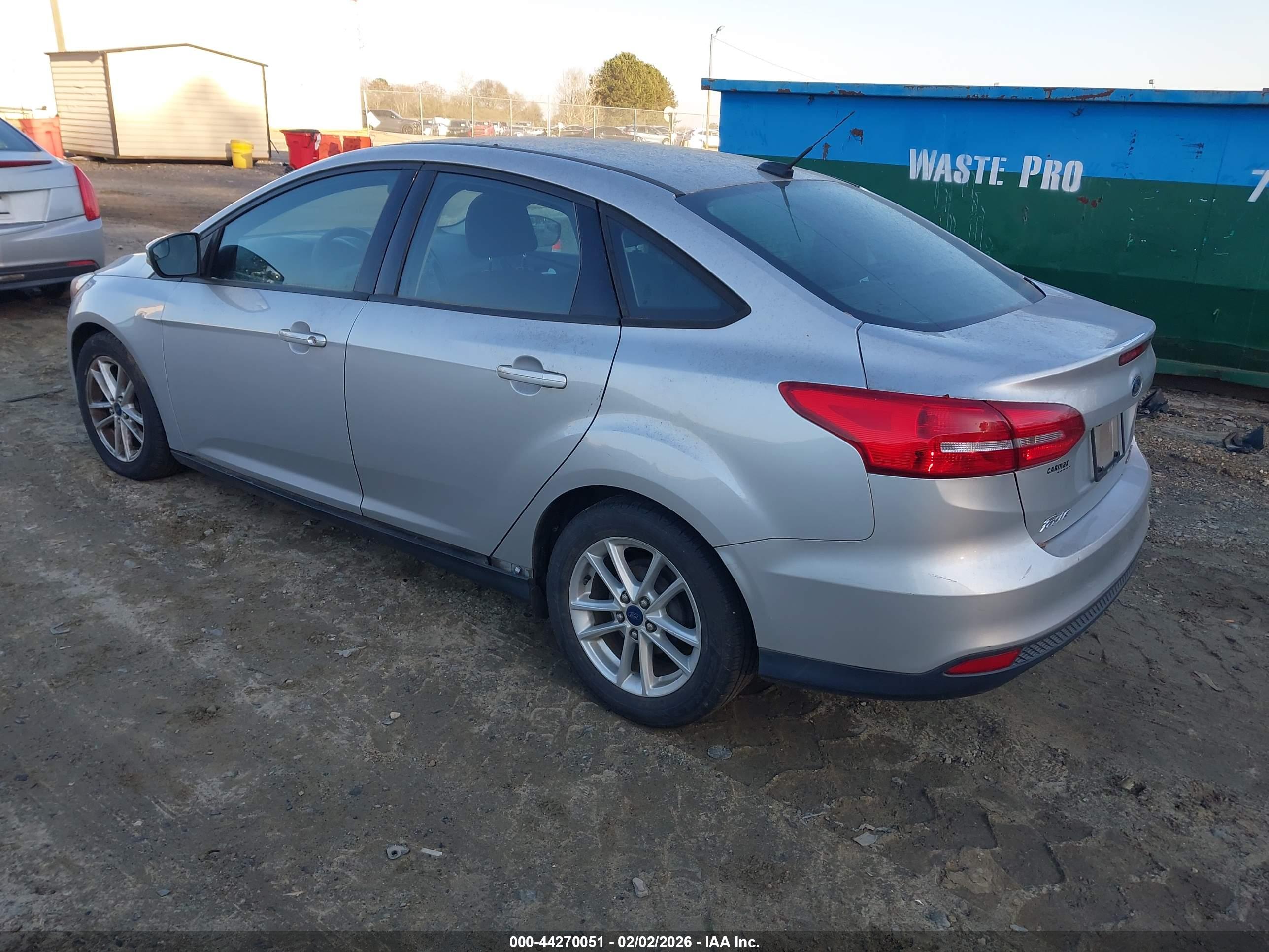 FORD FOCUS image 3