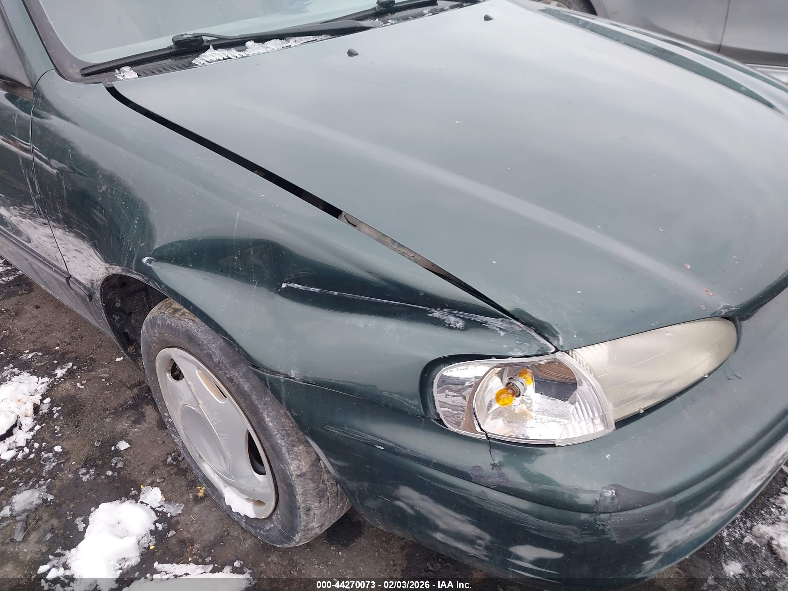 CHEVROLET PRIZM image 6
