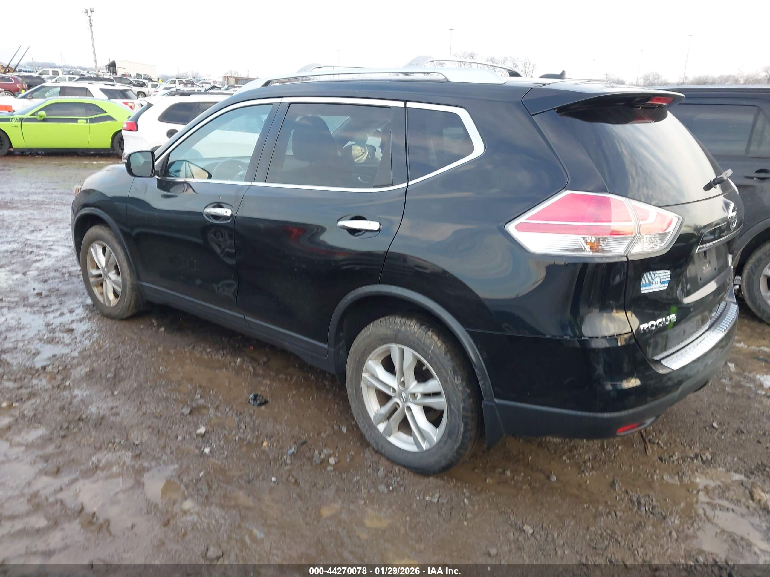 NISSAN ROGUE image 3
