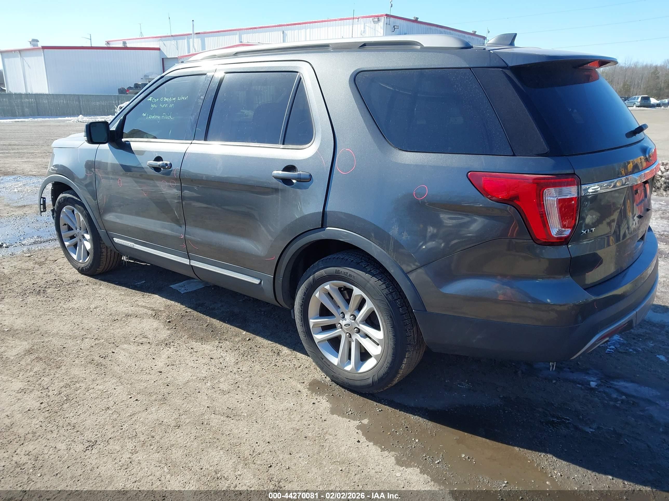 FORD EXPLORER image 3