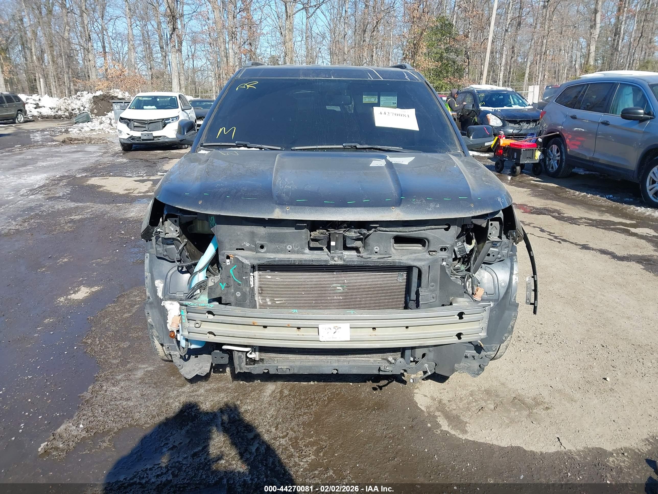 FORD EXPLORER image 6