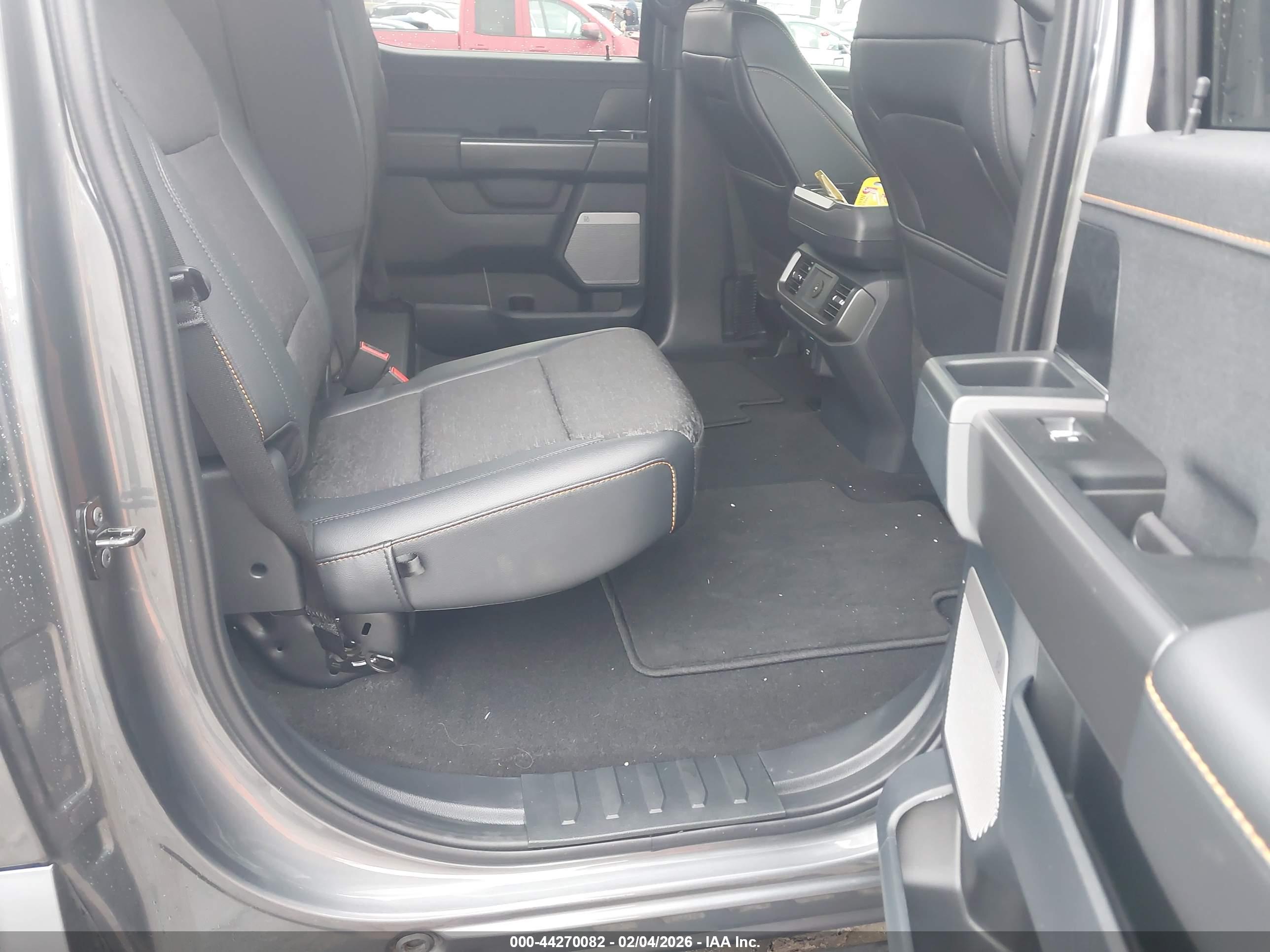 FORD F-150 image 8