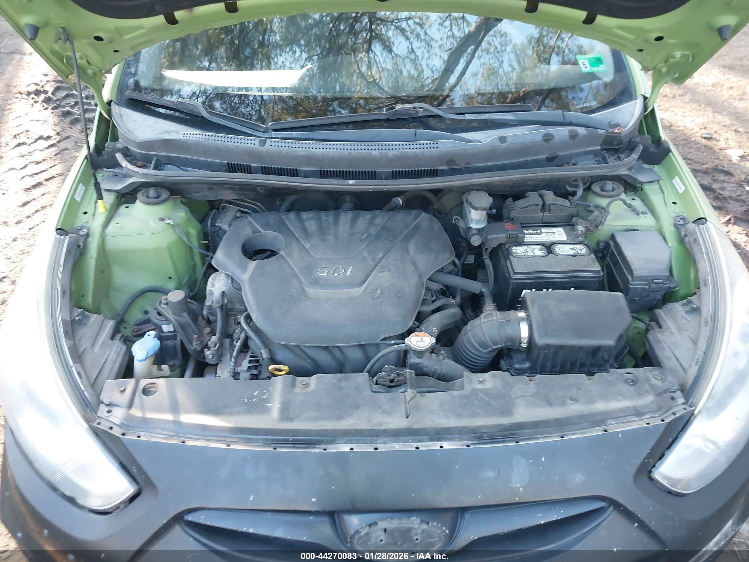 HYUNDAI ACCENT image 10