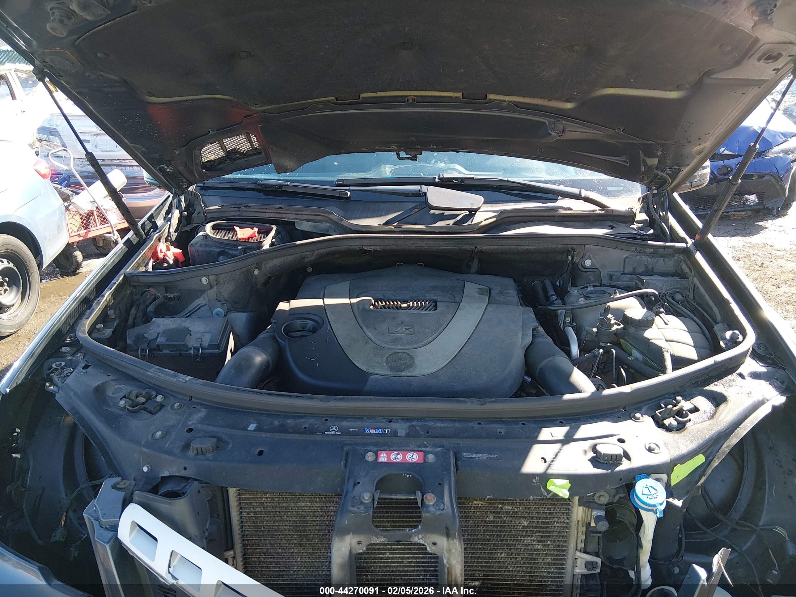 MERCEDES-BENZ ML image 10