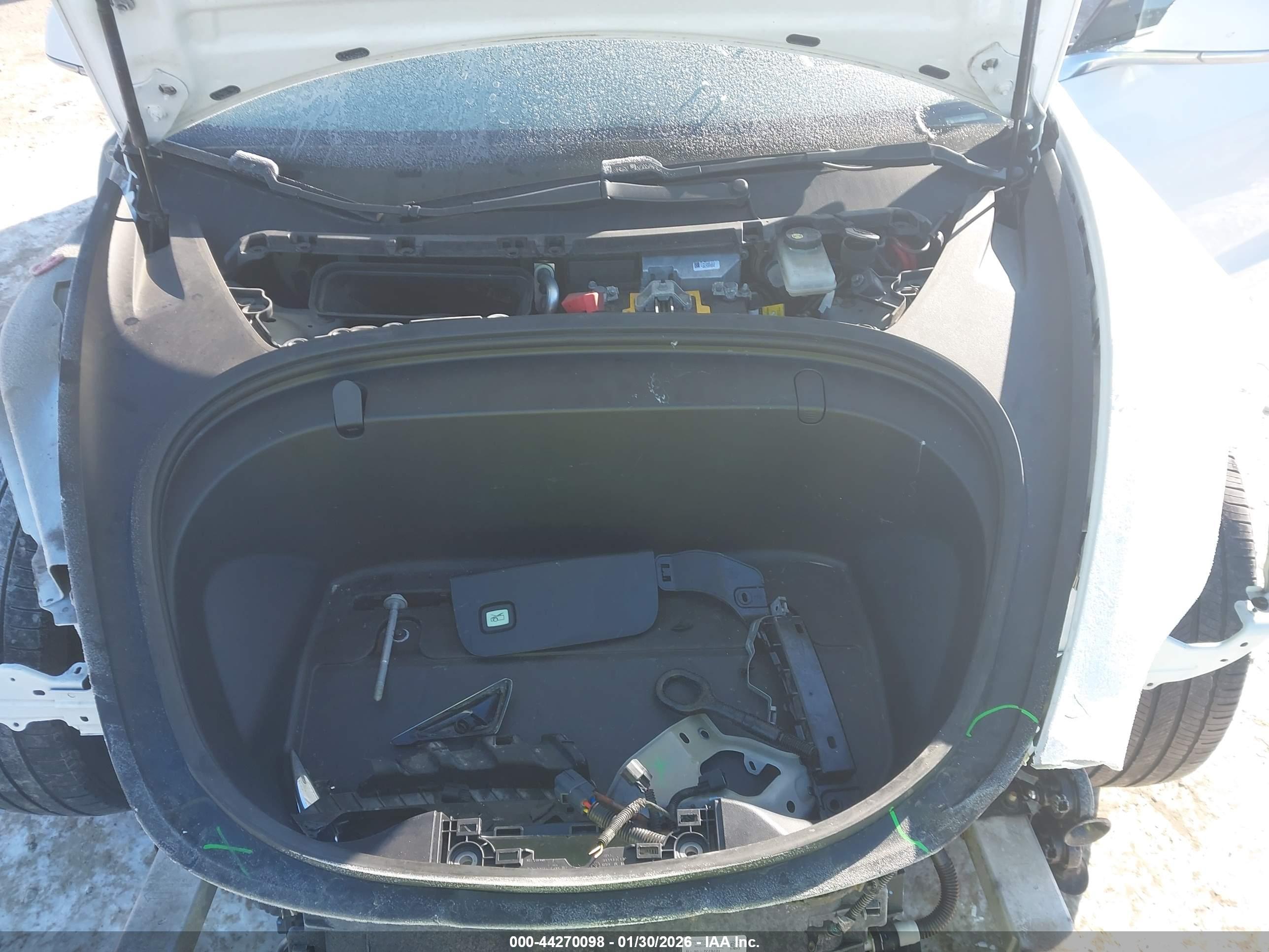 TESLA MODEL image 10