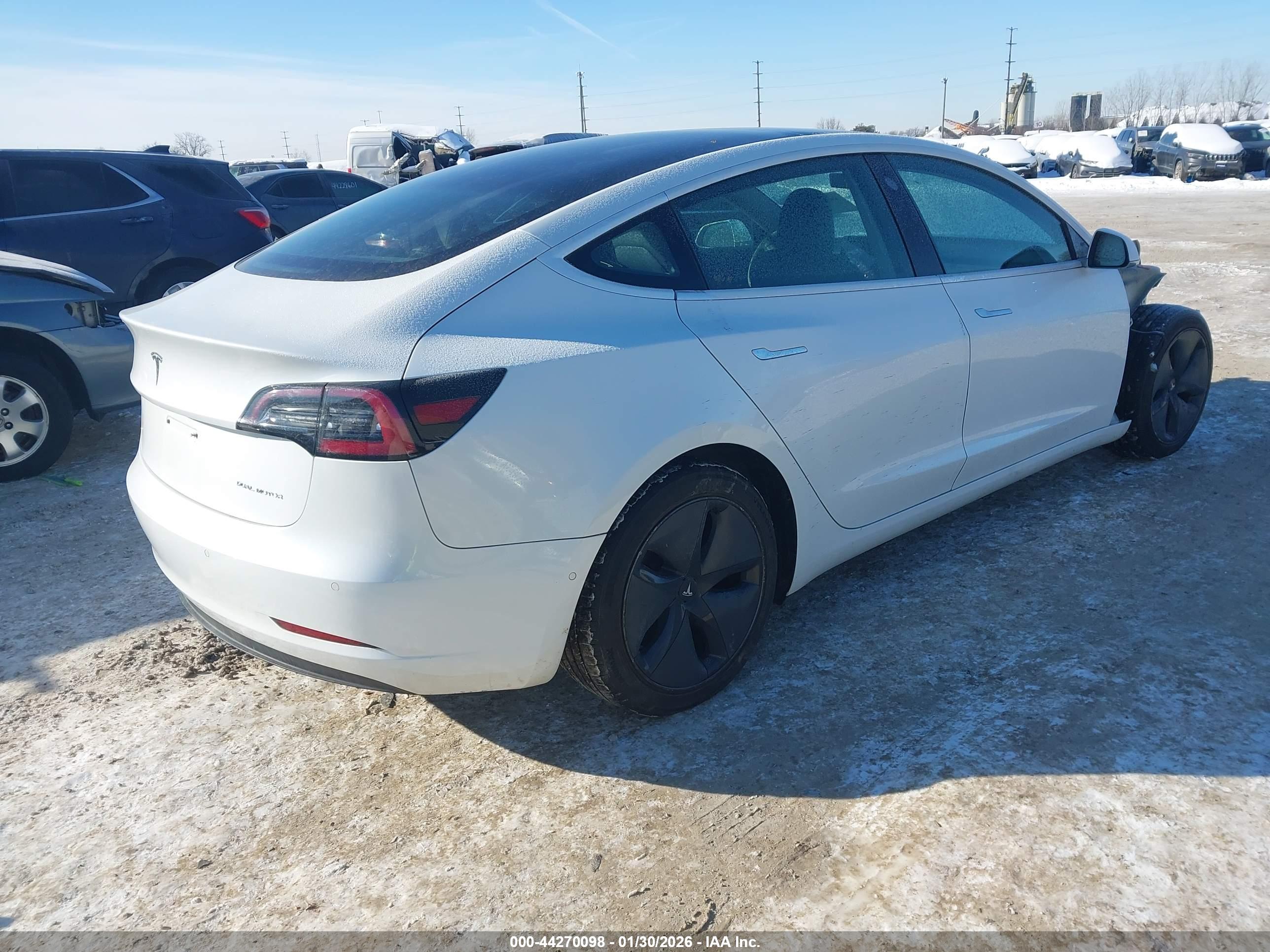 TESLA MODEL image 4