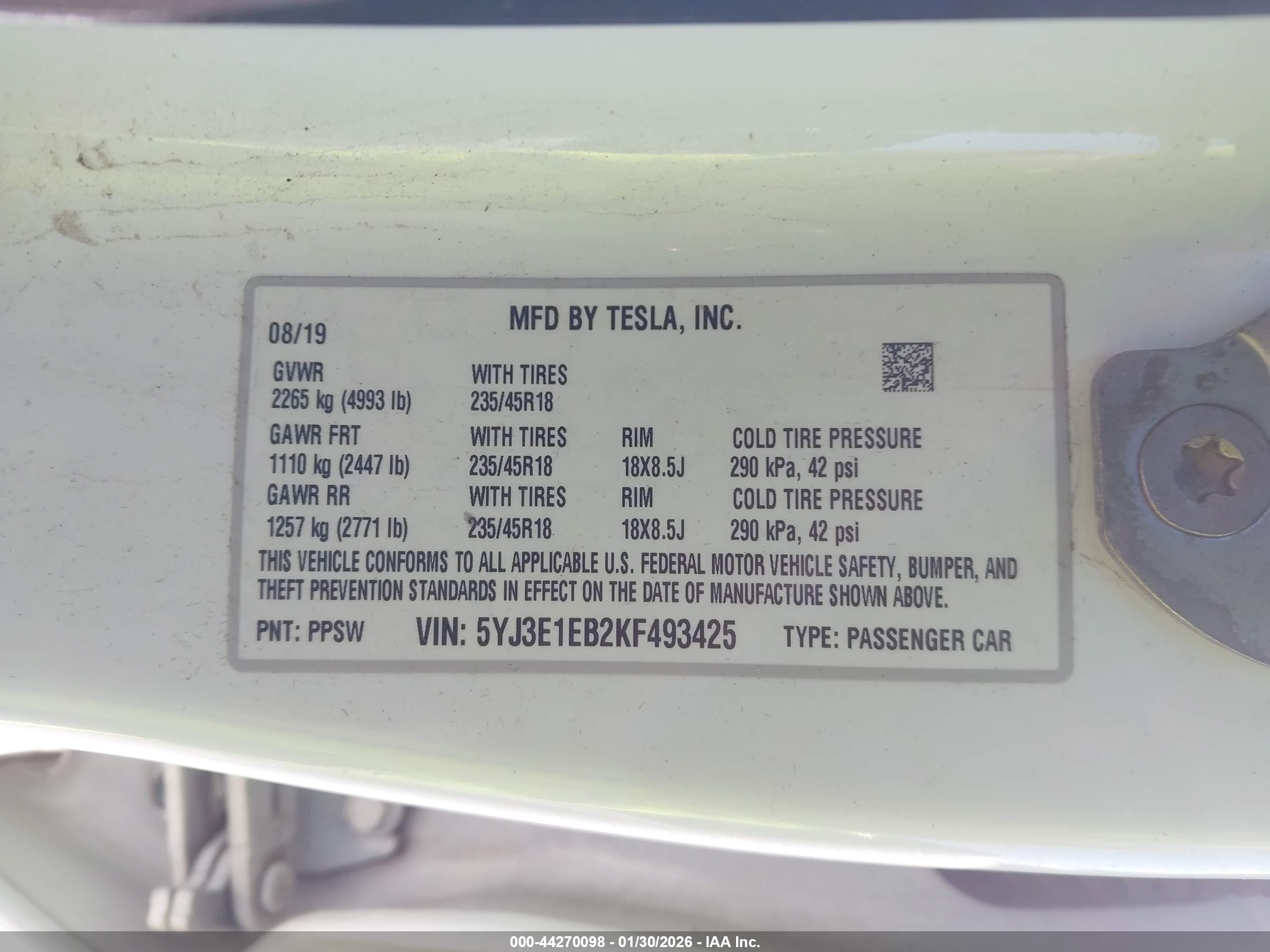 TESLA MODEL image 9