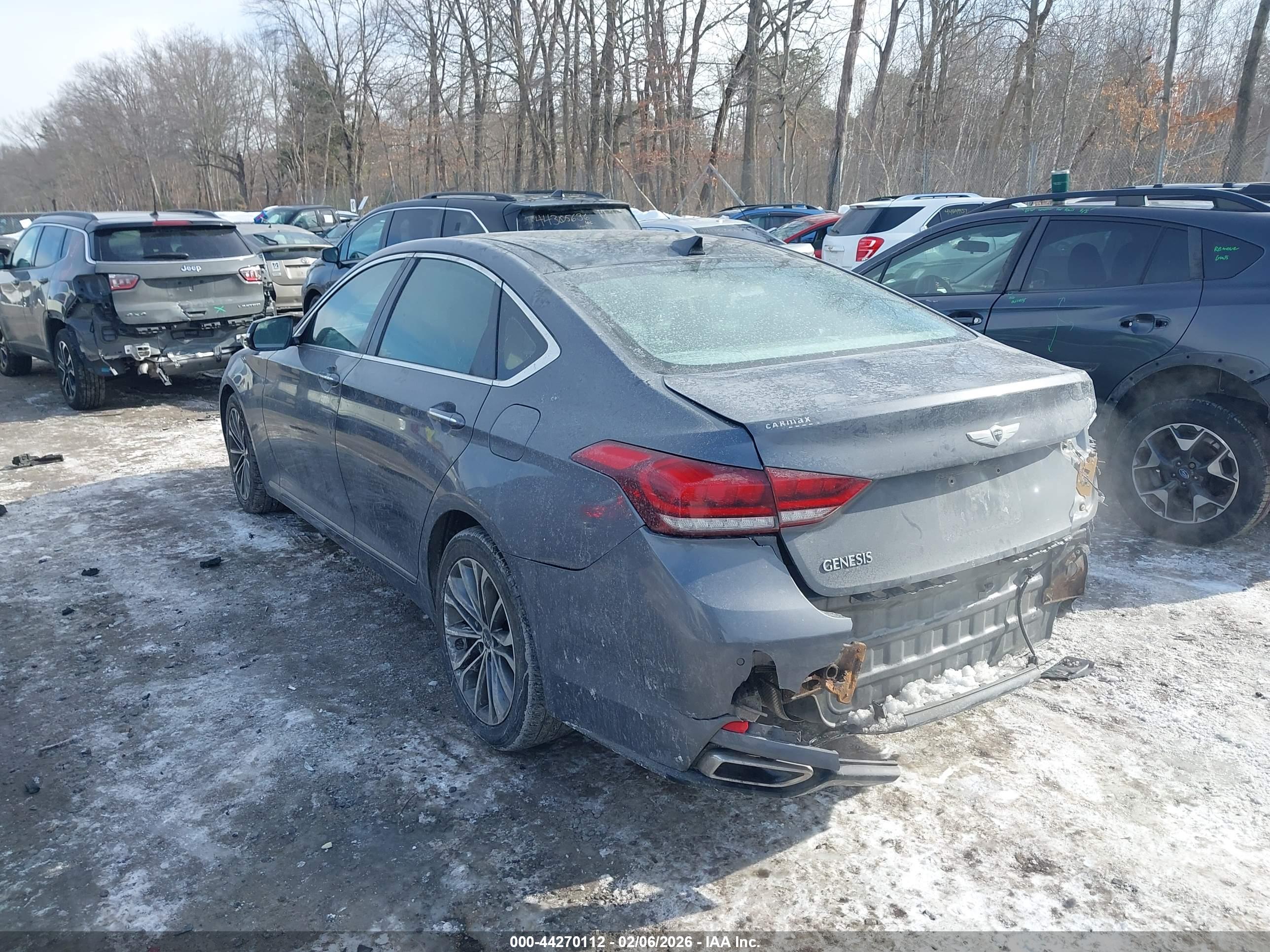 HYUNDAI GENESIS image 3