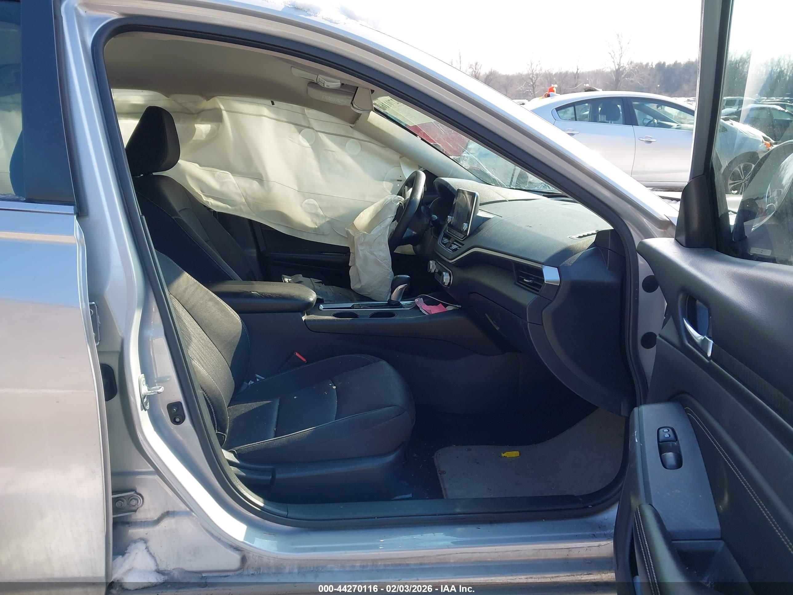 NISSAN ALTIMA image 5