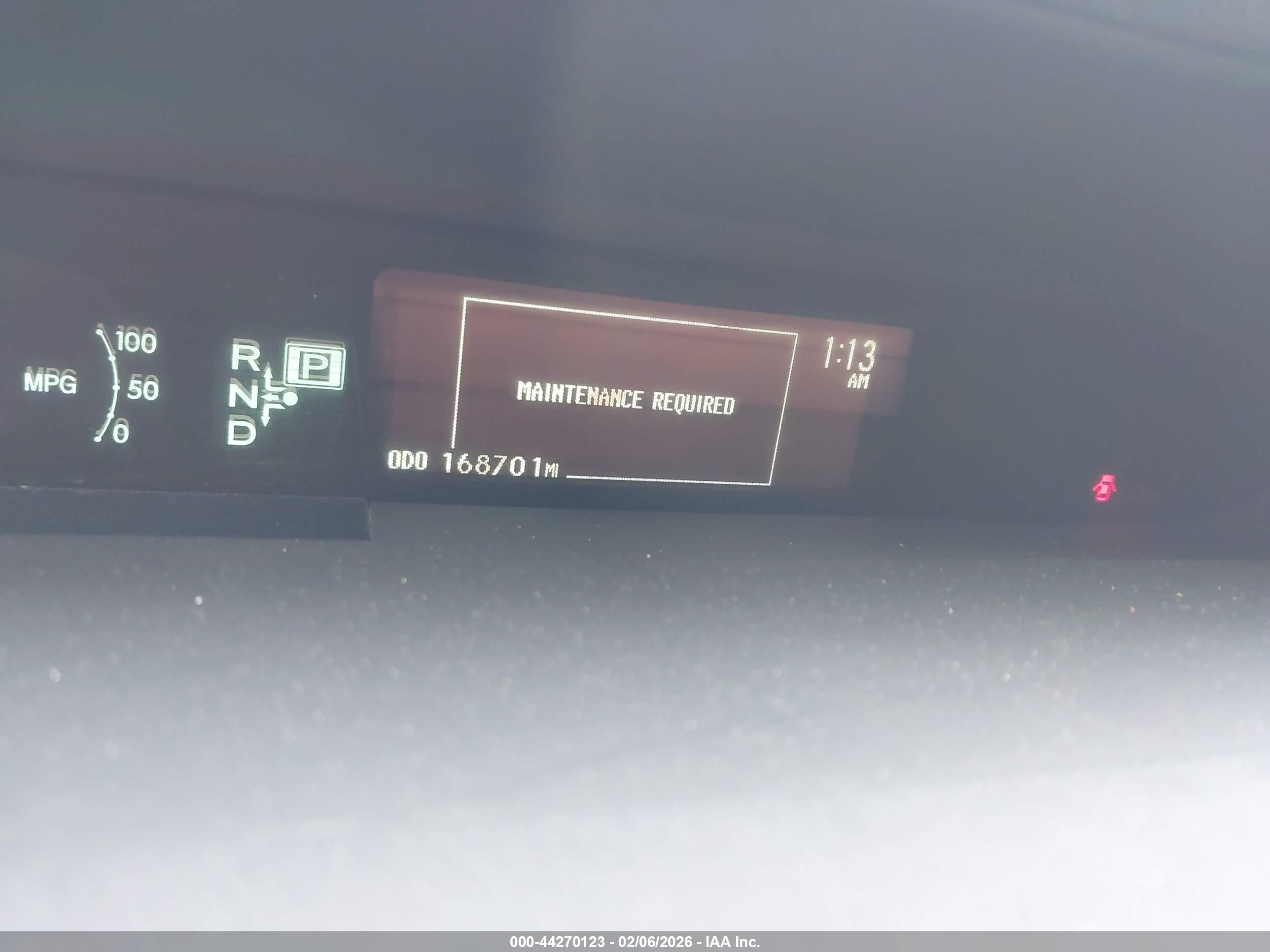 TOYOTA PRIUS image 7