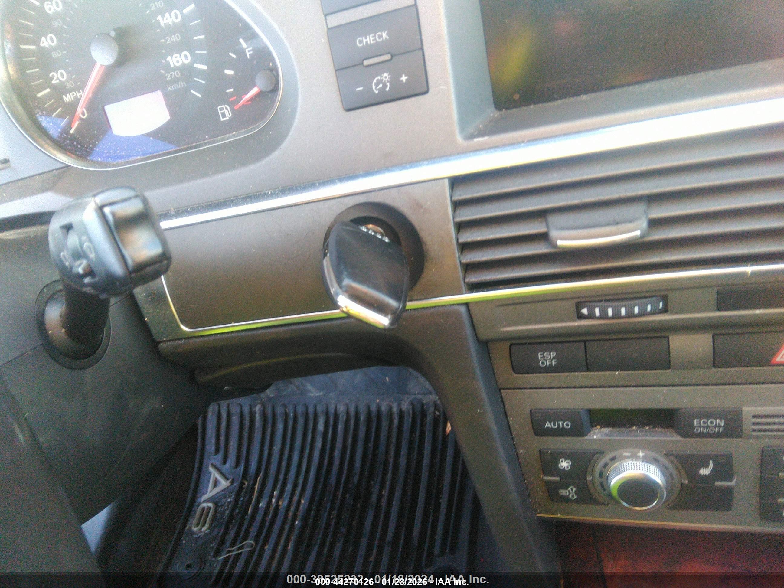 AUDI A6 image 11