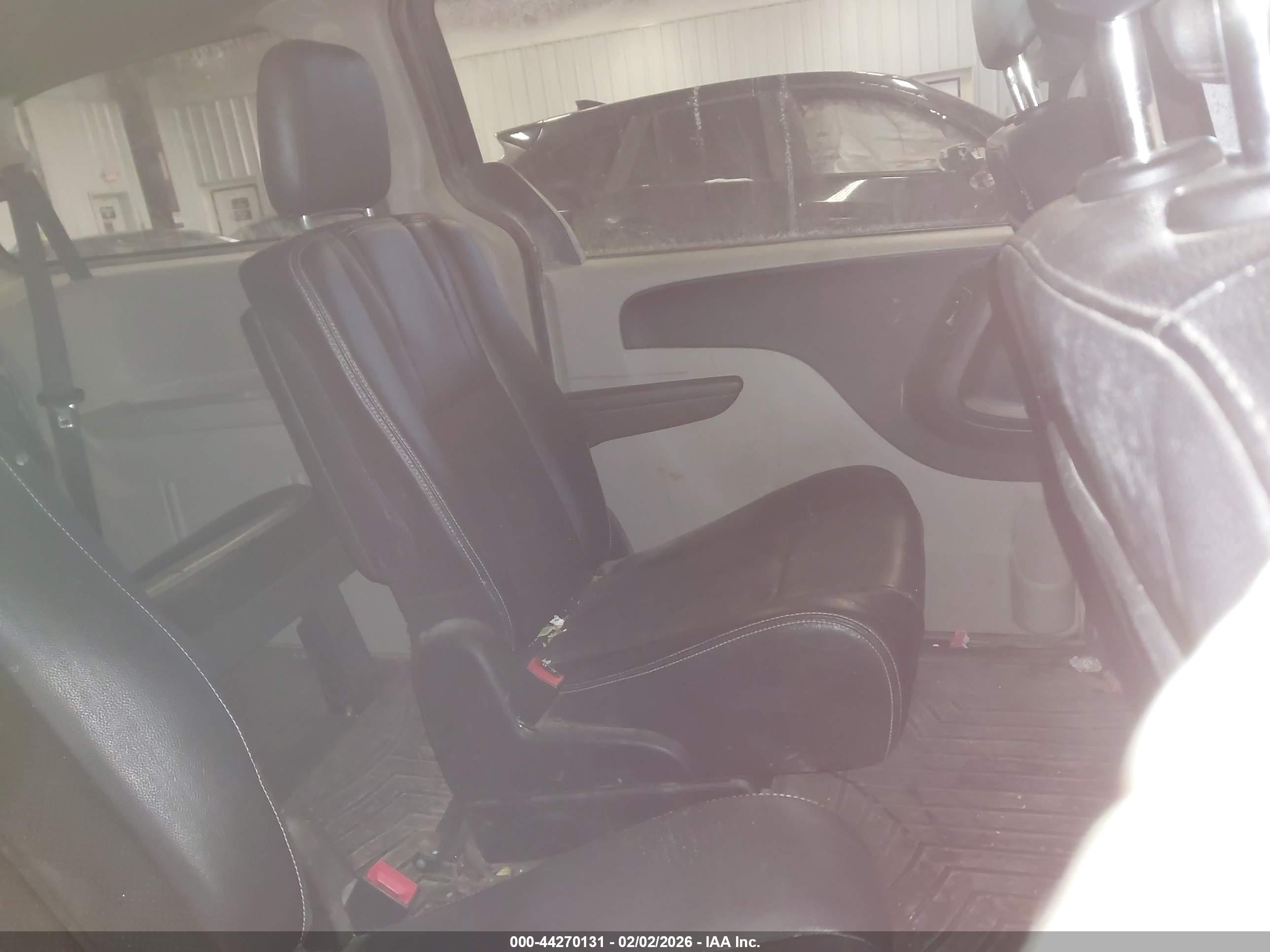 DODGE GRAND image 8