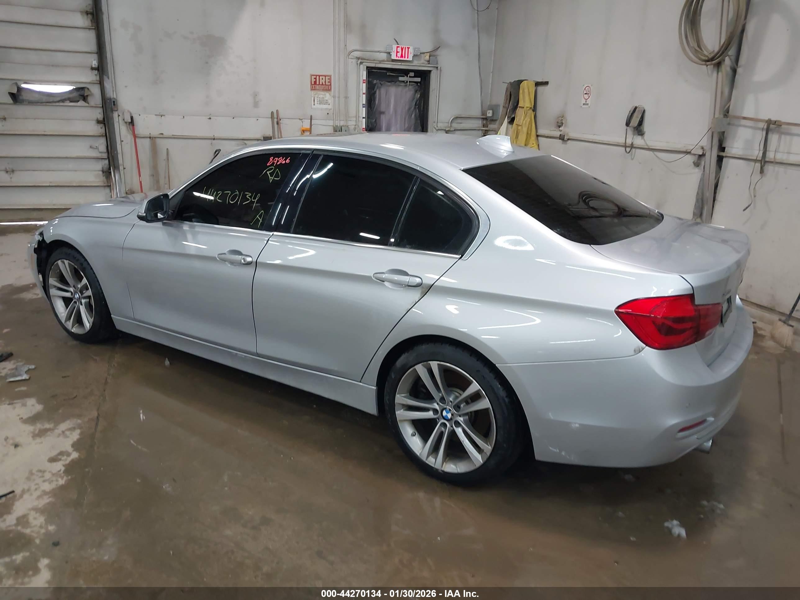 BMW 340I image 3