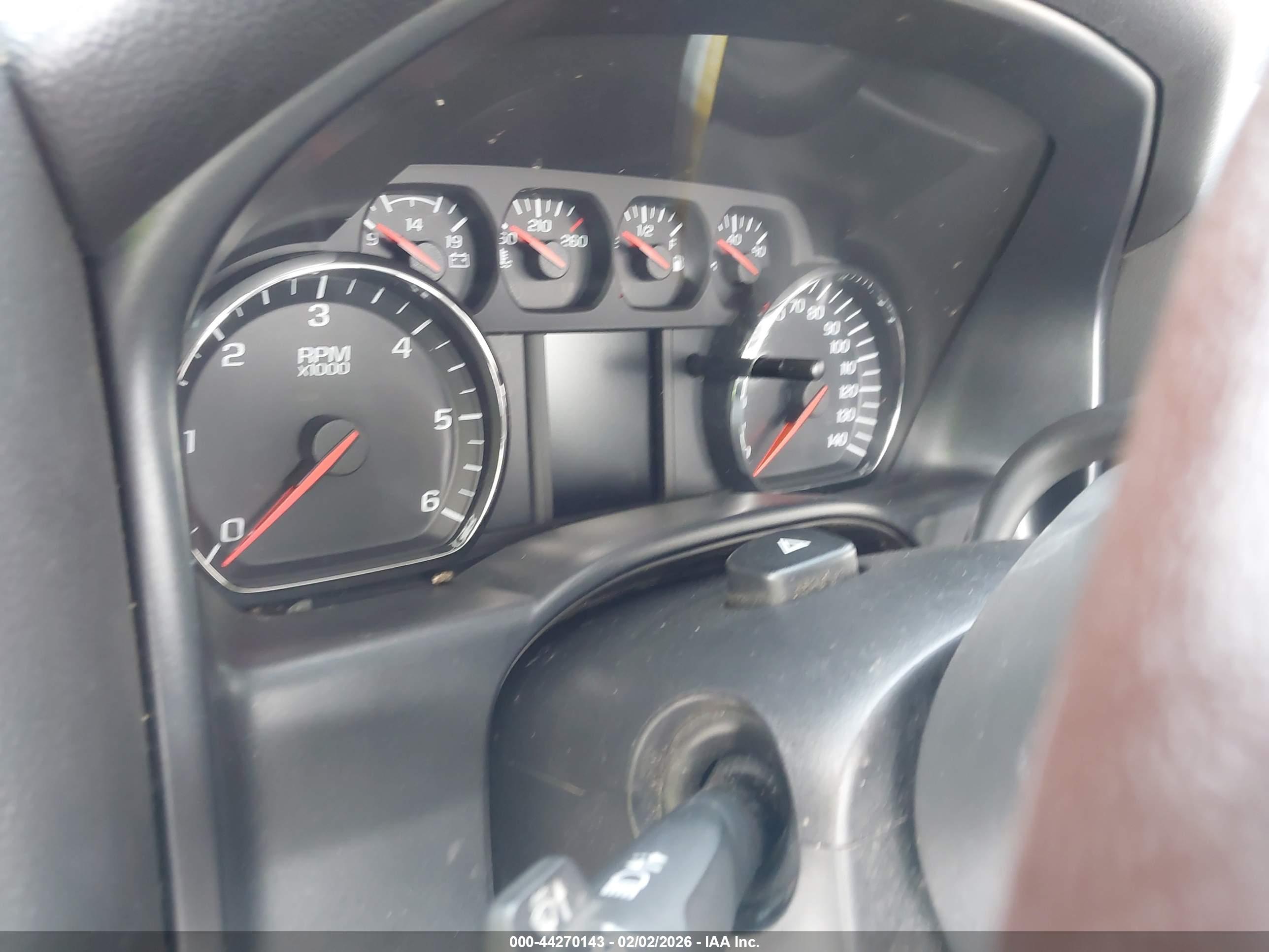 CHEVROLET SILVERADO image 7