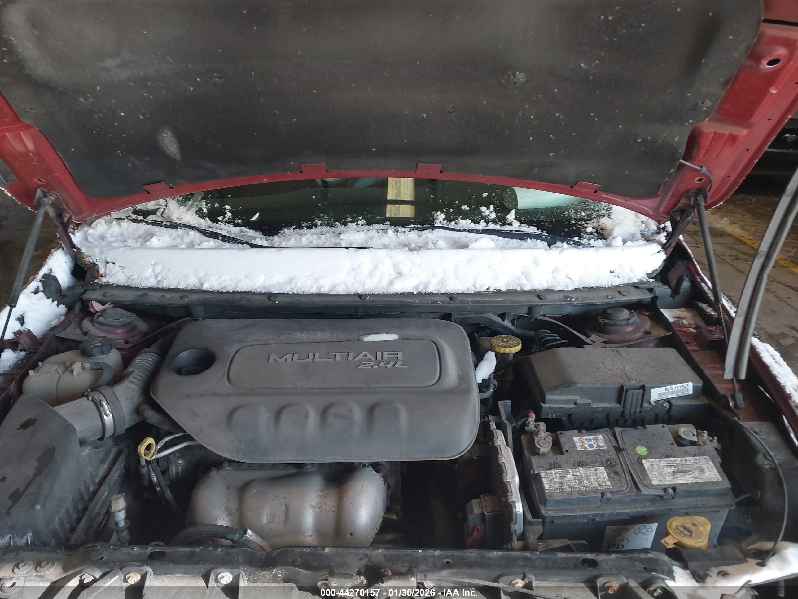 CHRYSLER 200 image 10