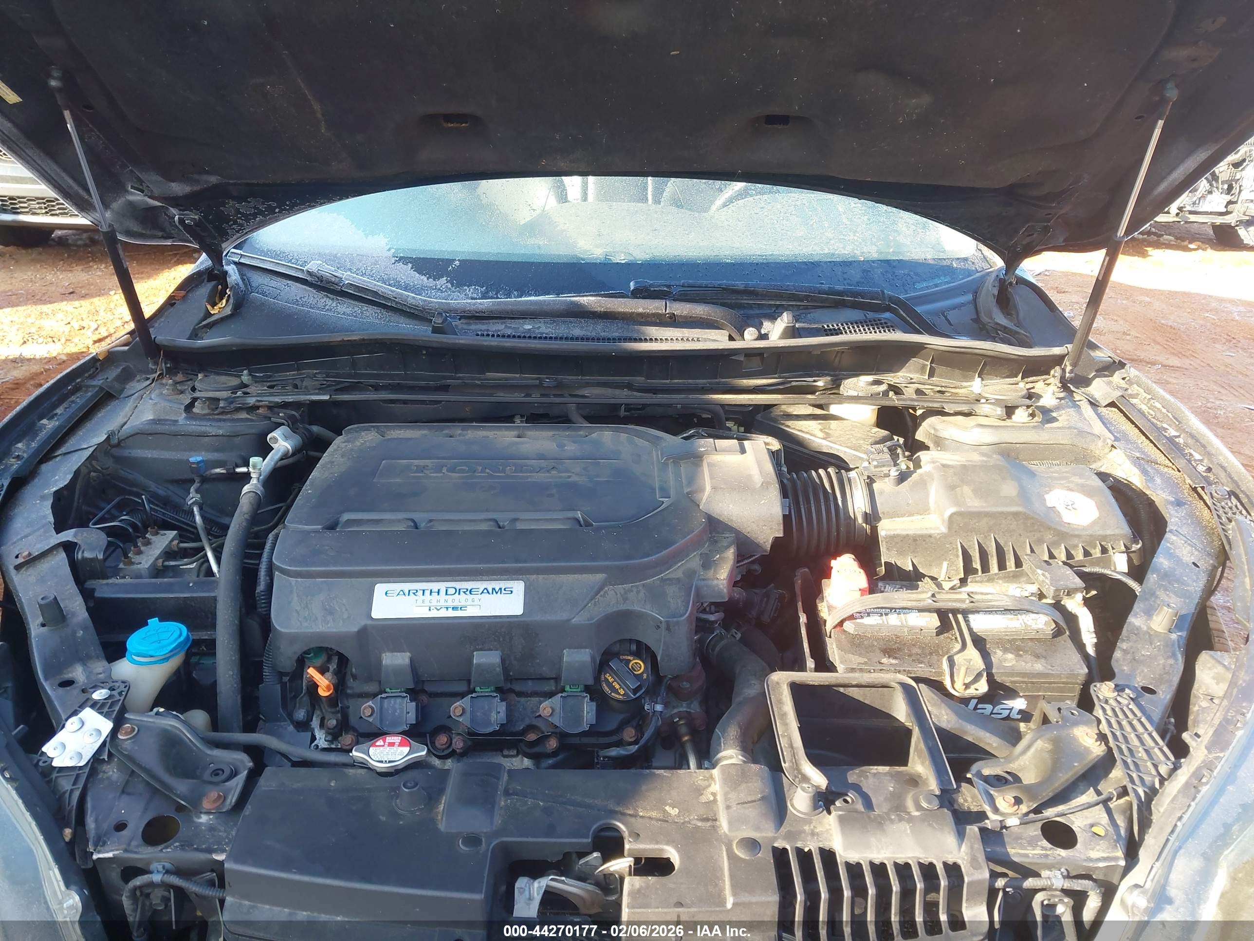 HONDA ACCORD image 10