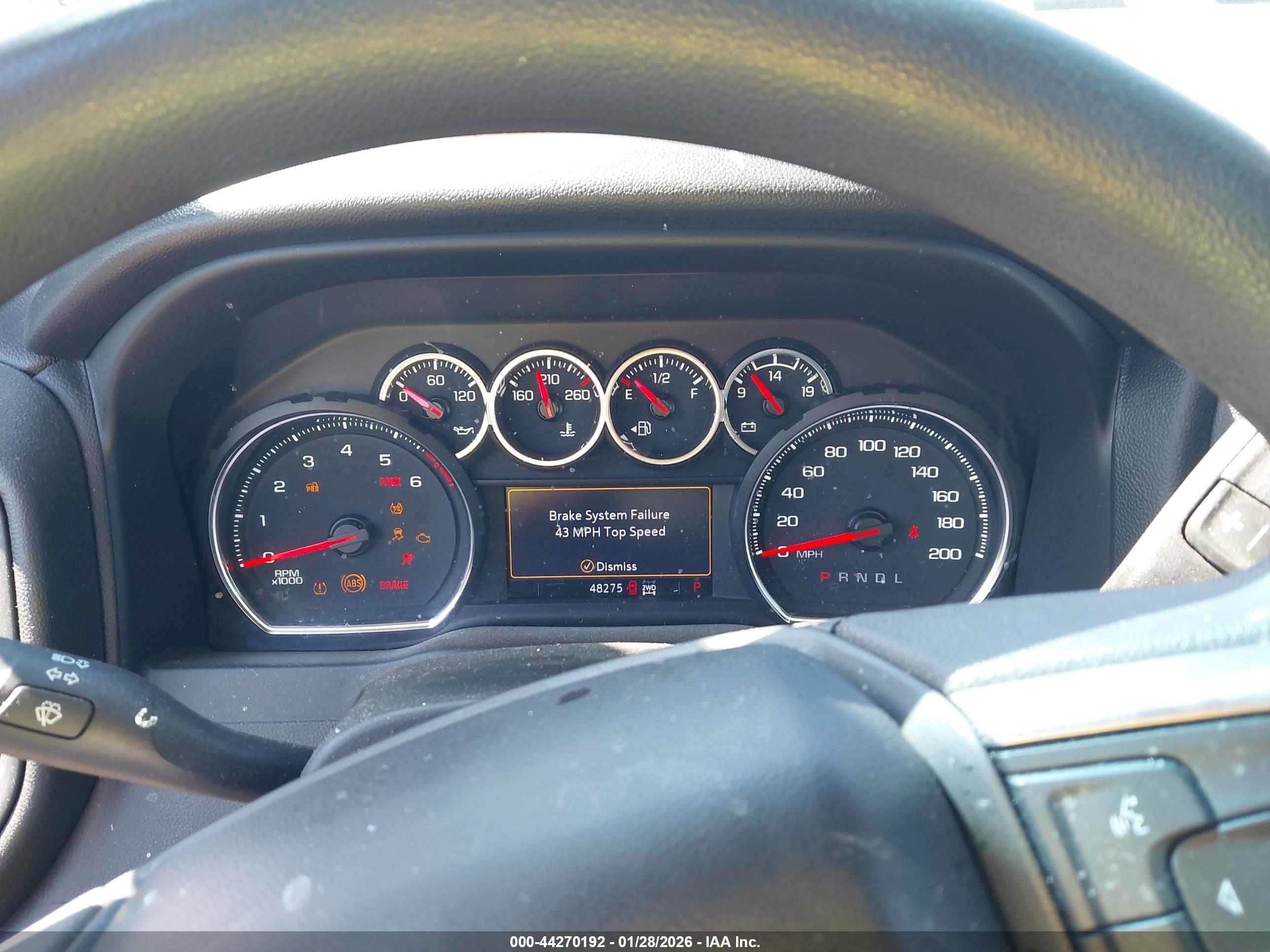 CHEVROLET SILVERADO image 7