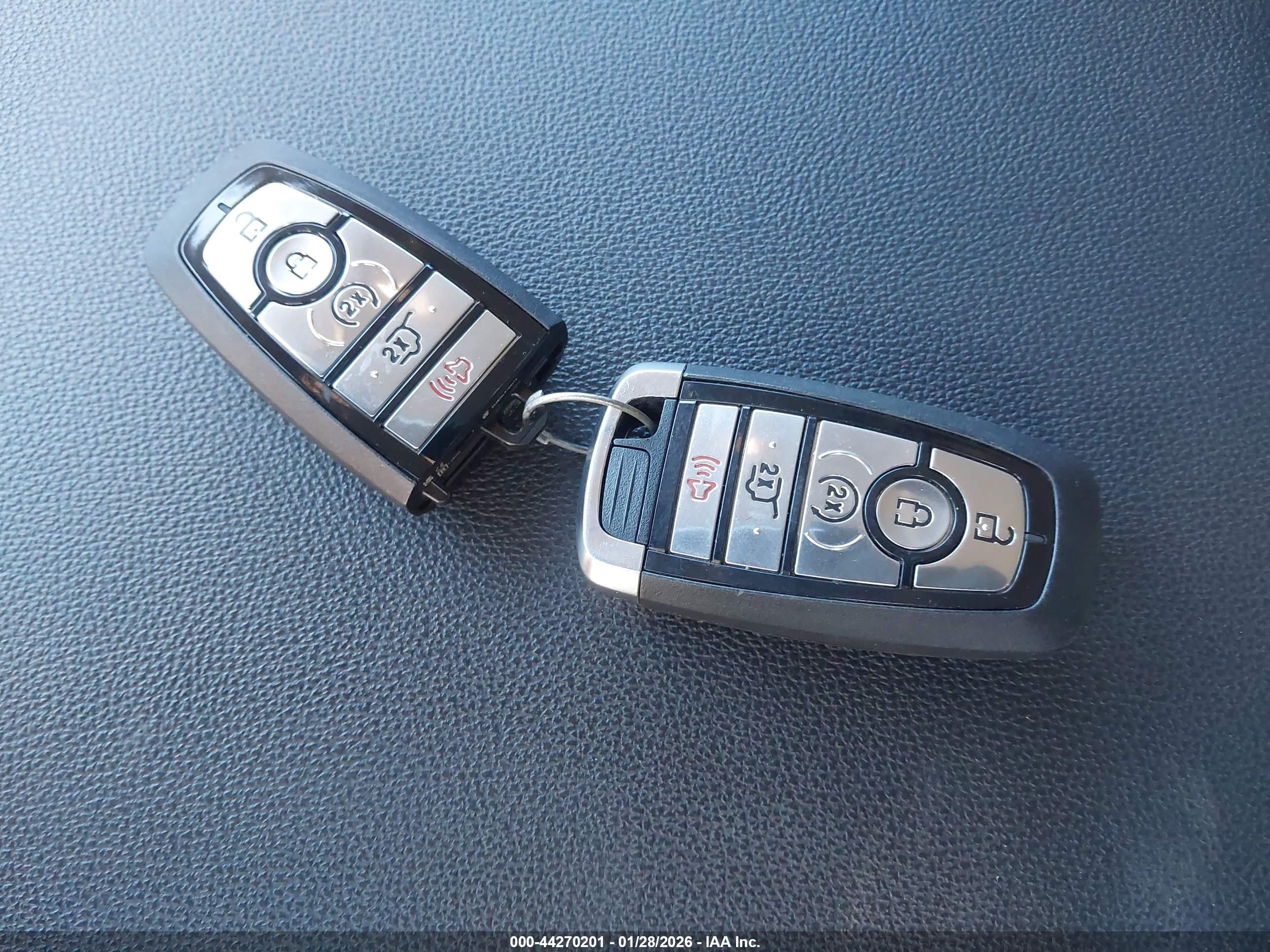FORD EXPEDITION image 11
