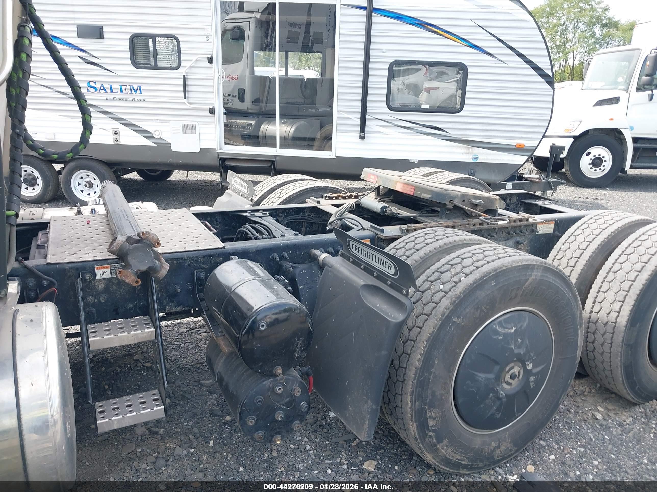 FREIGHTLINER NEW image 7