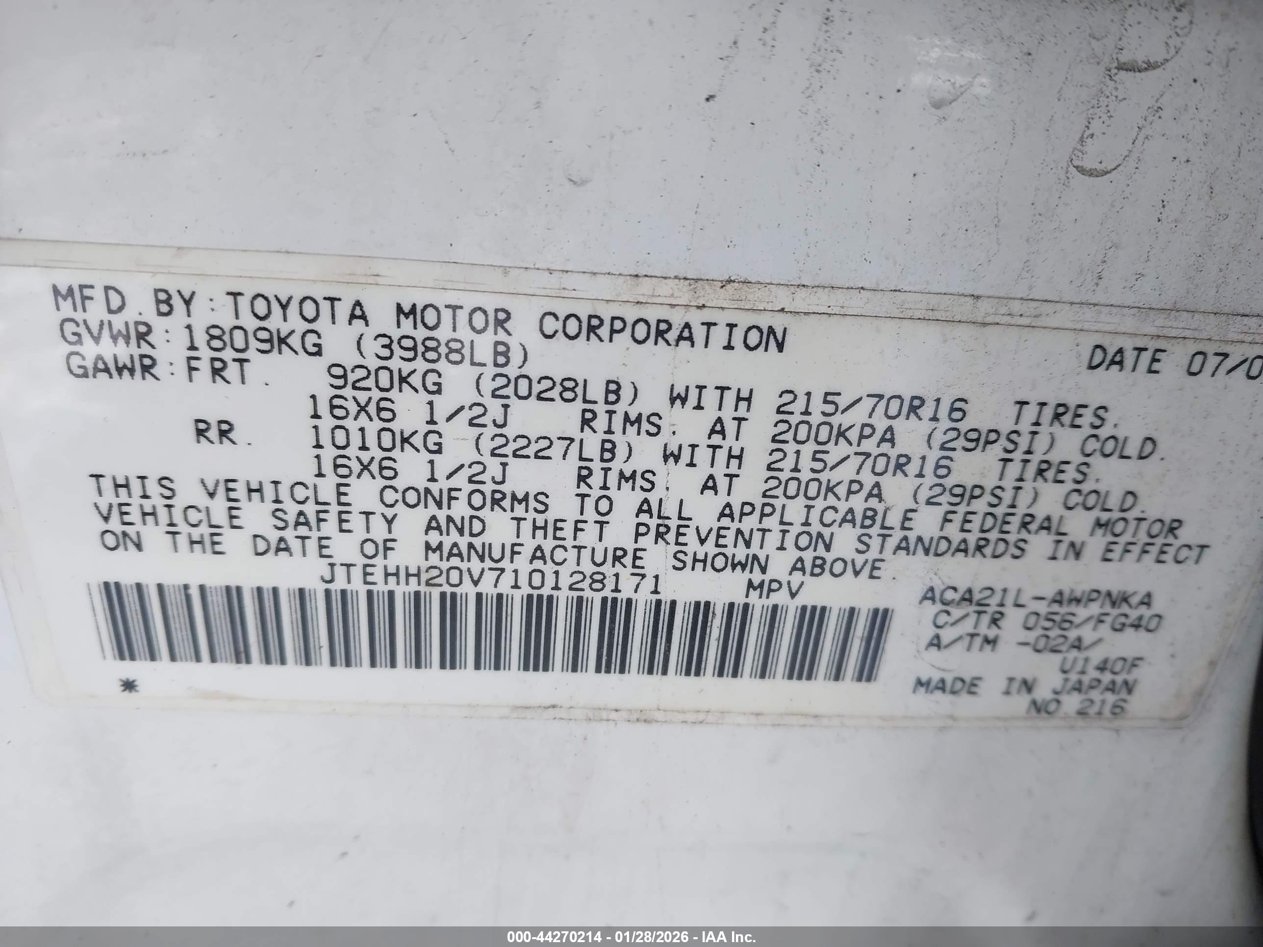 TOYOTA RAV4 image 9