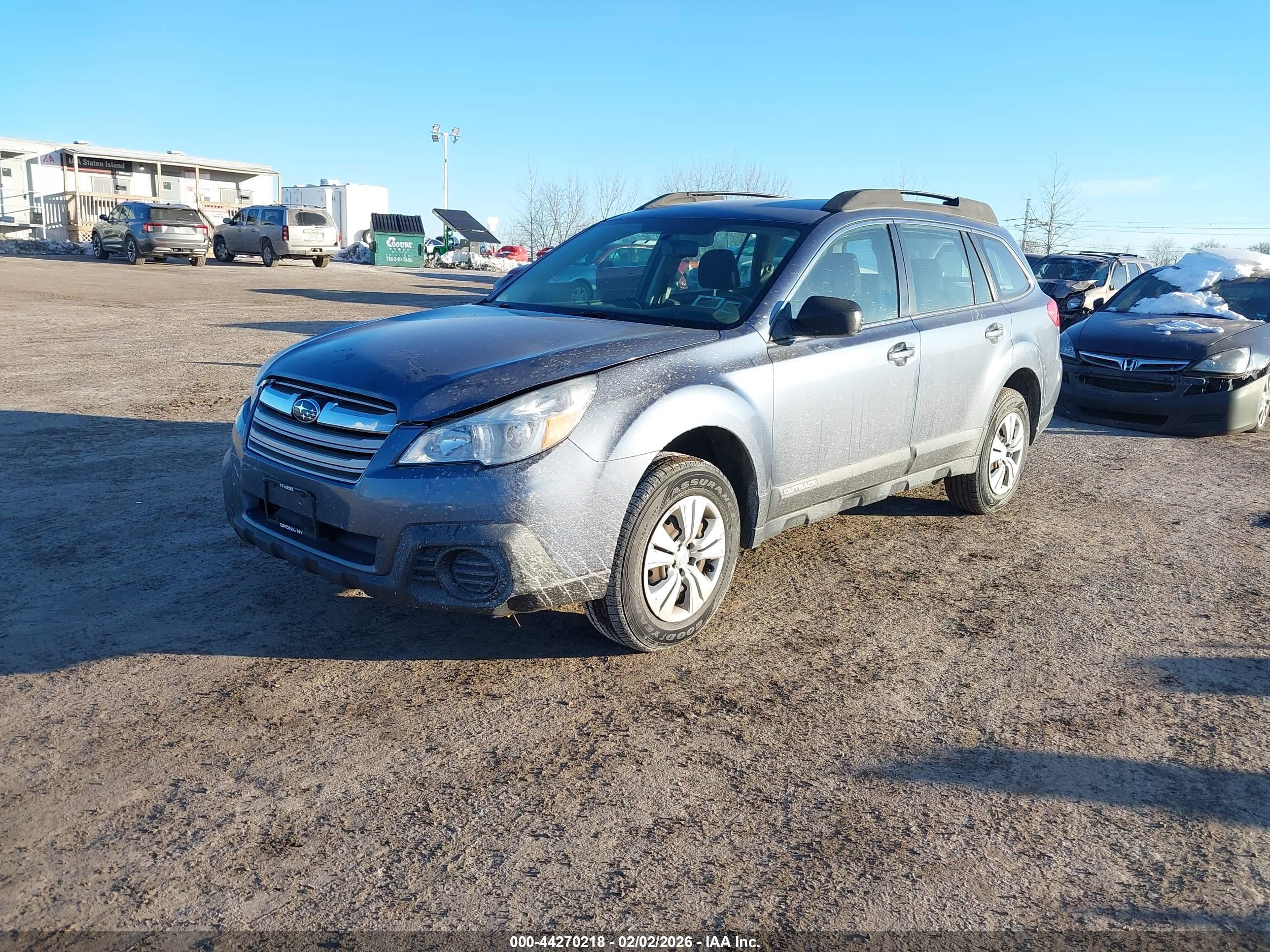 SUBARU OUTBACK image 2