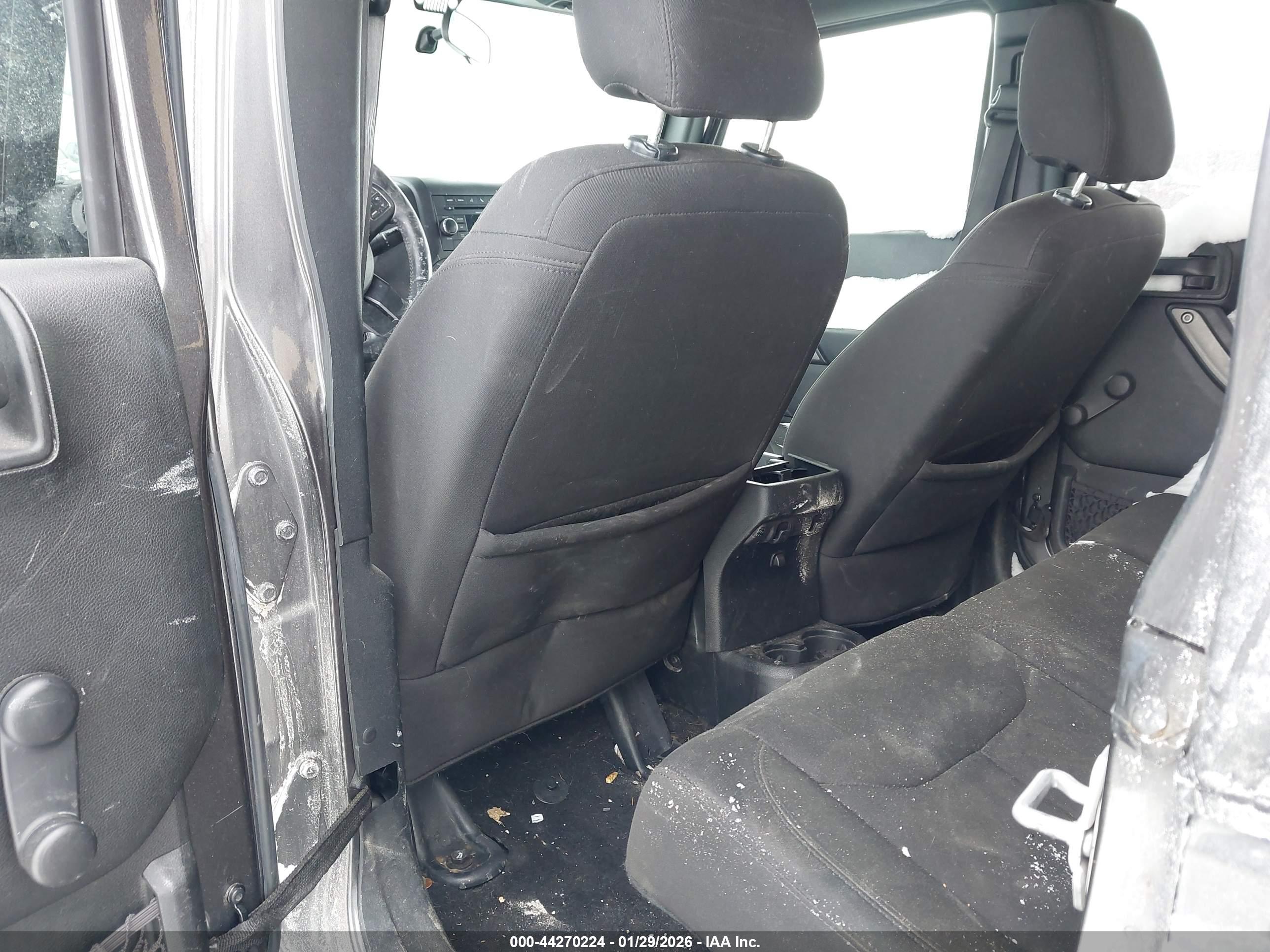 JEEP WRANGLER image 8