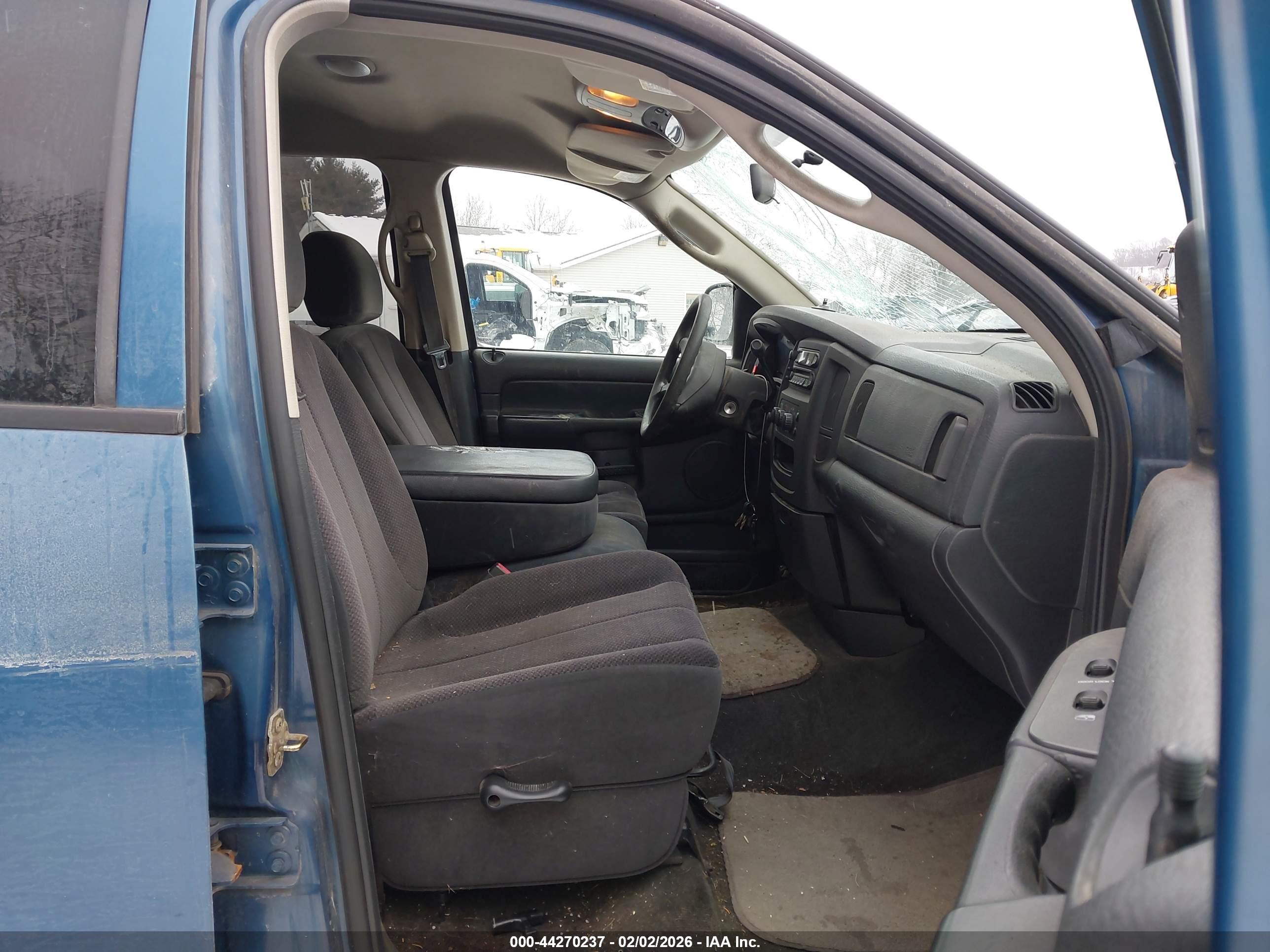 DODGE RAM image 5