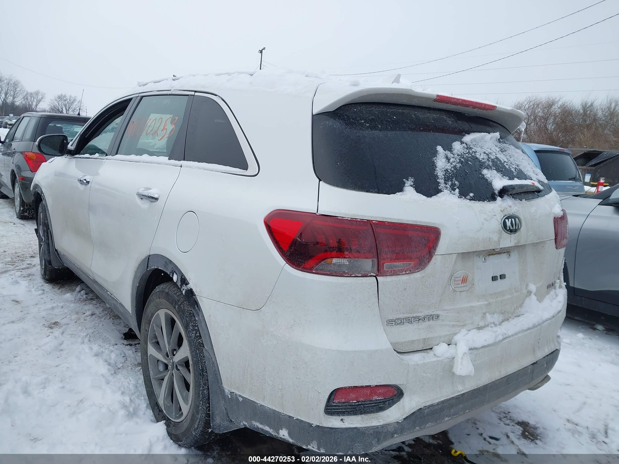 KIA SORENTO image 3