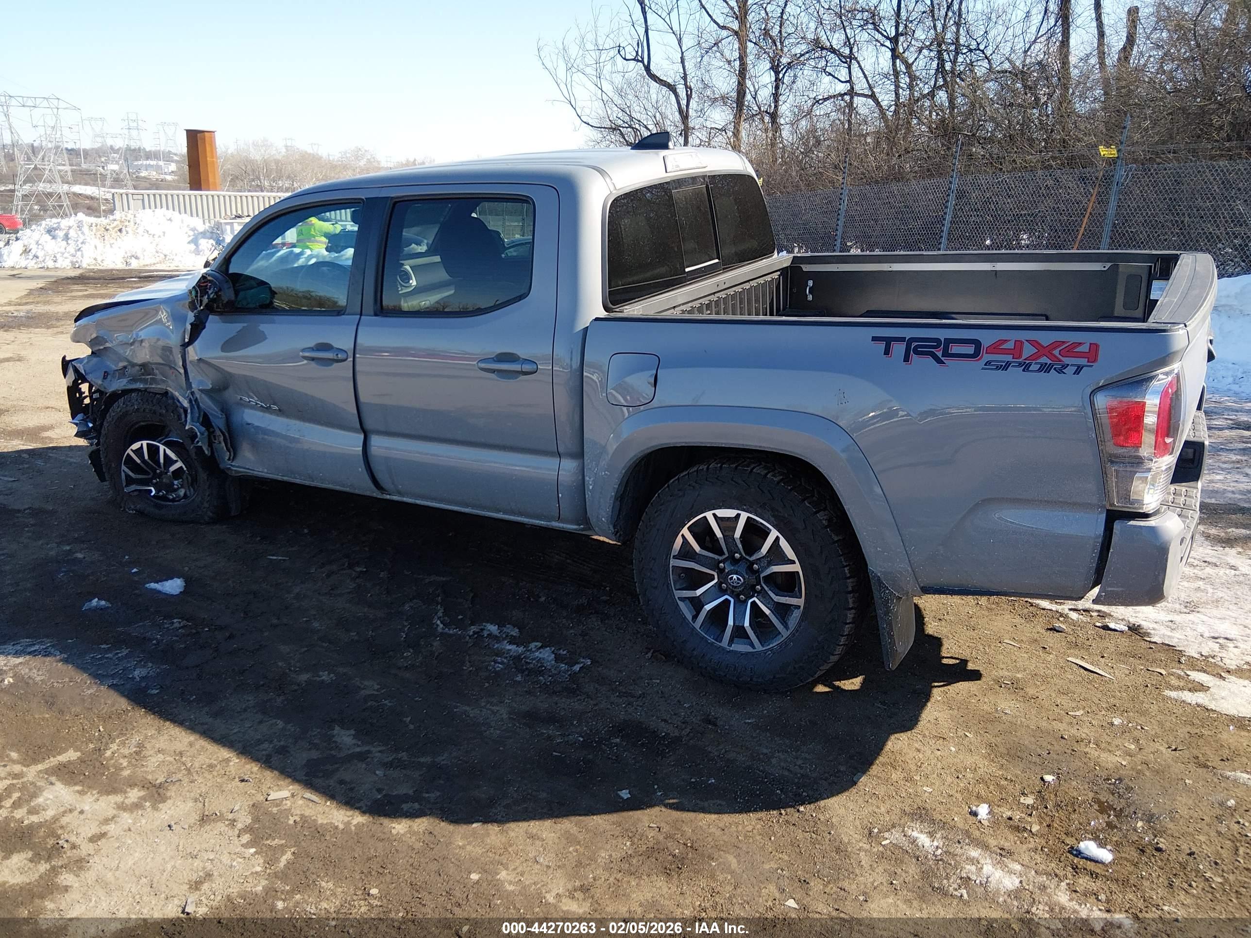 TOYOTA TACOMA image 3
