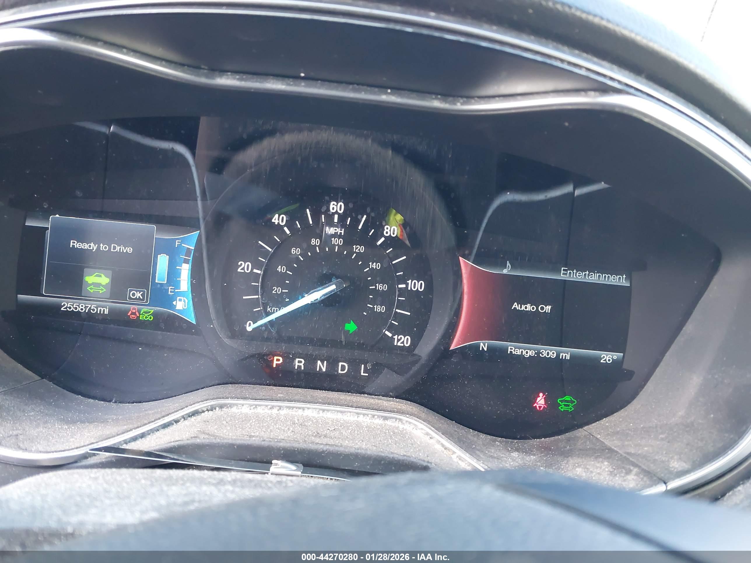 FORD FUSION image 7