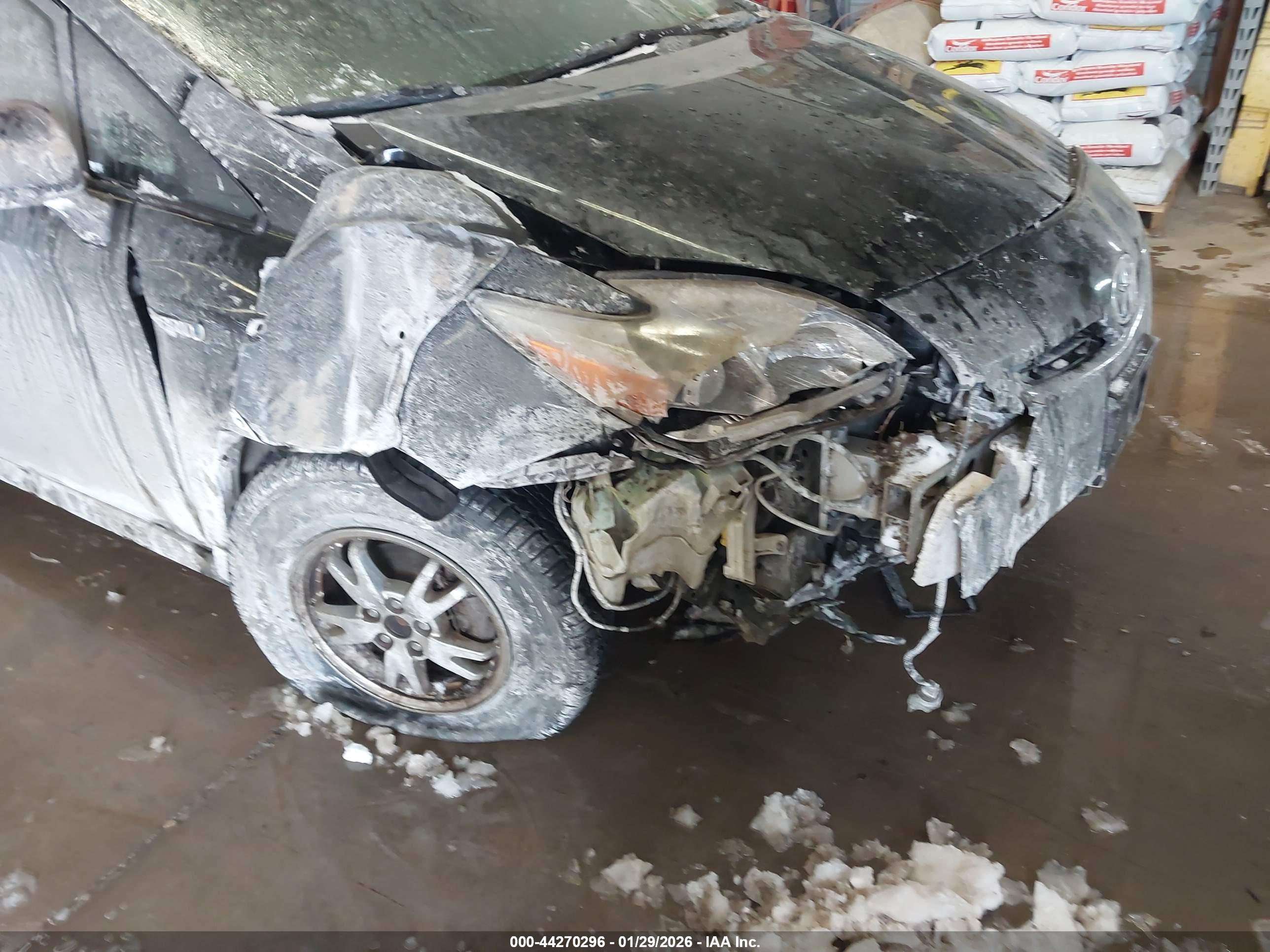TOYOTA PRIUS image 6