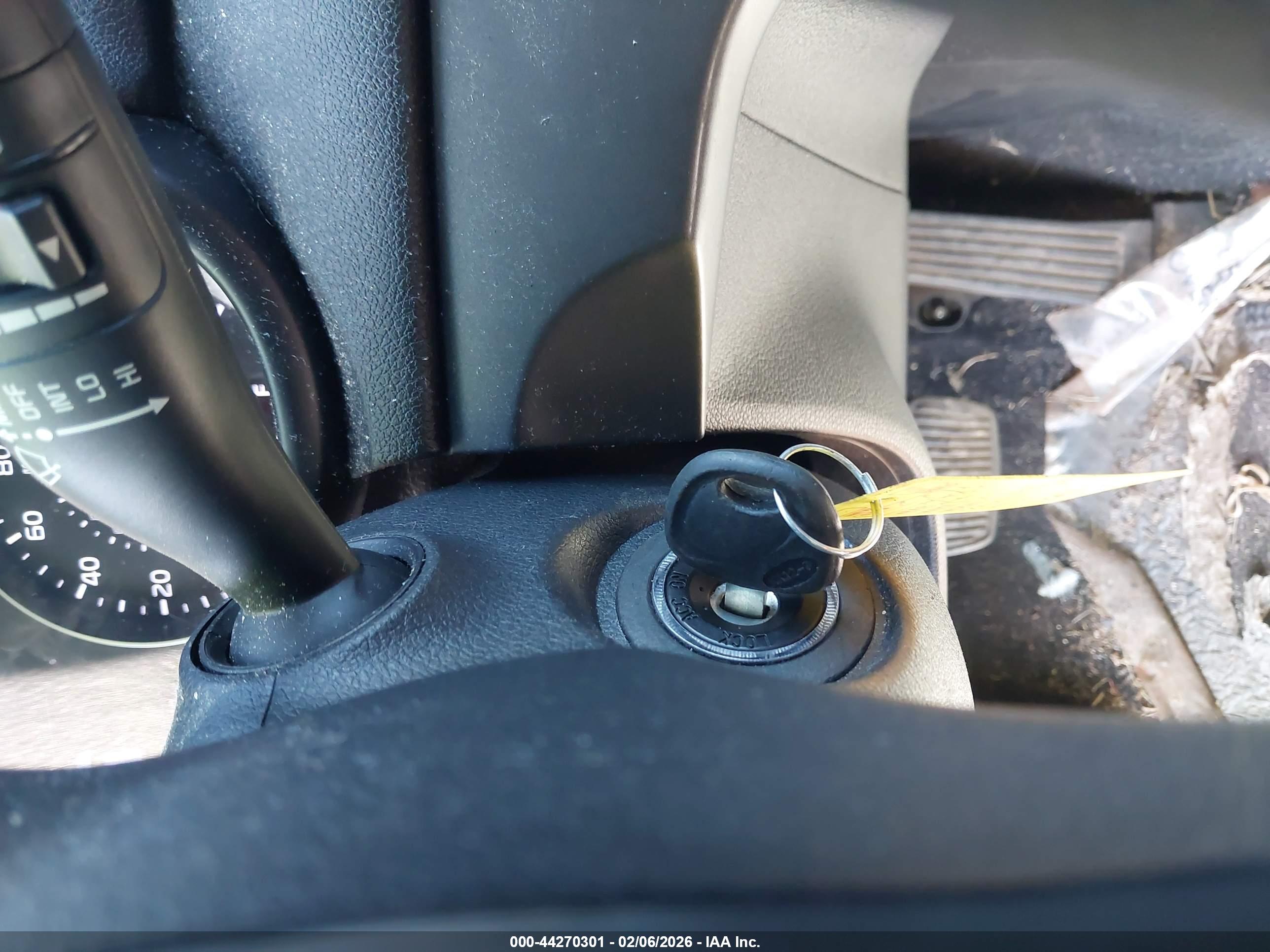 KIA SPORTAGE image 11