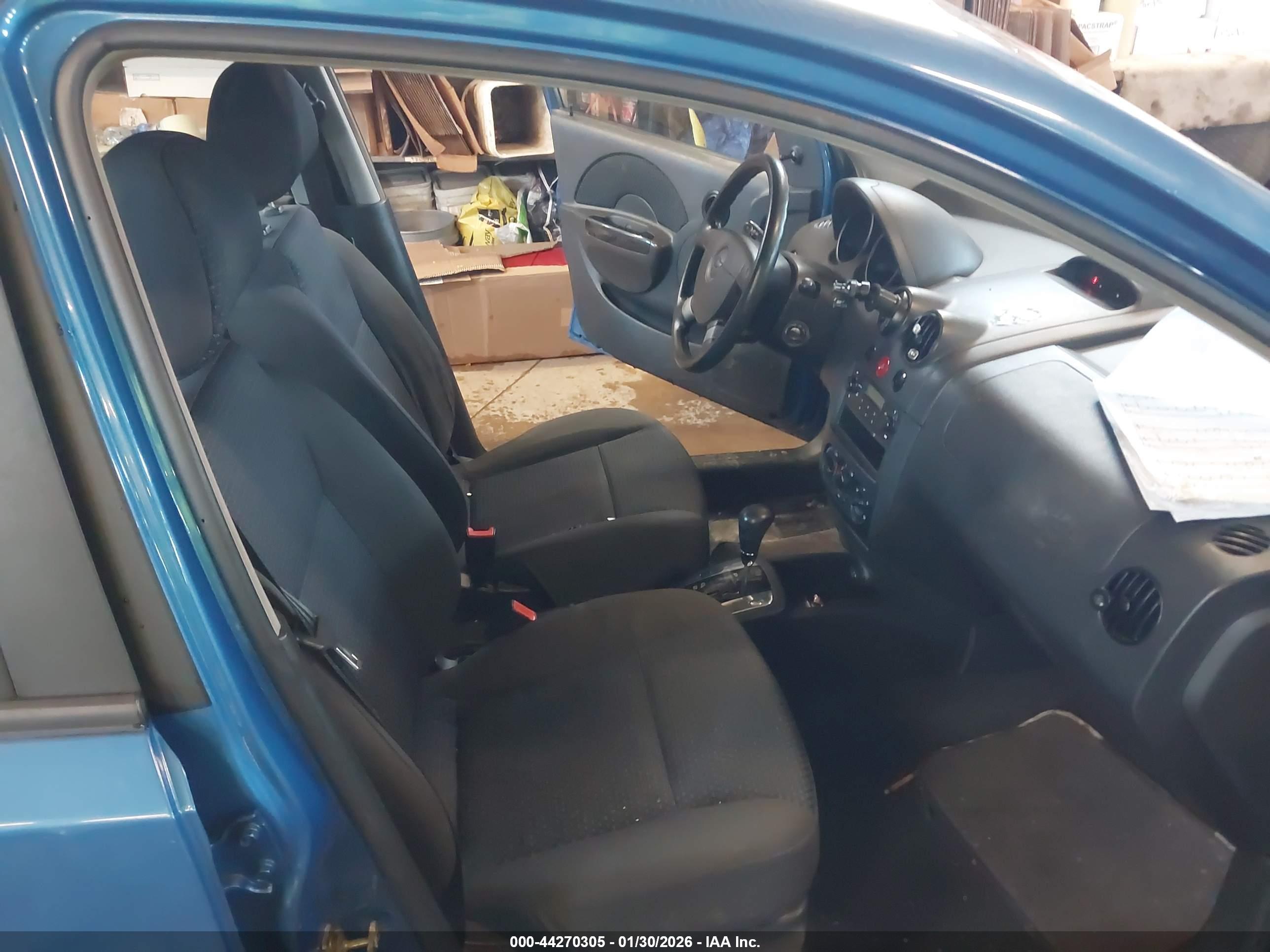 CHEVROLET AVEO image 5