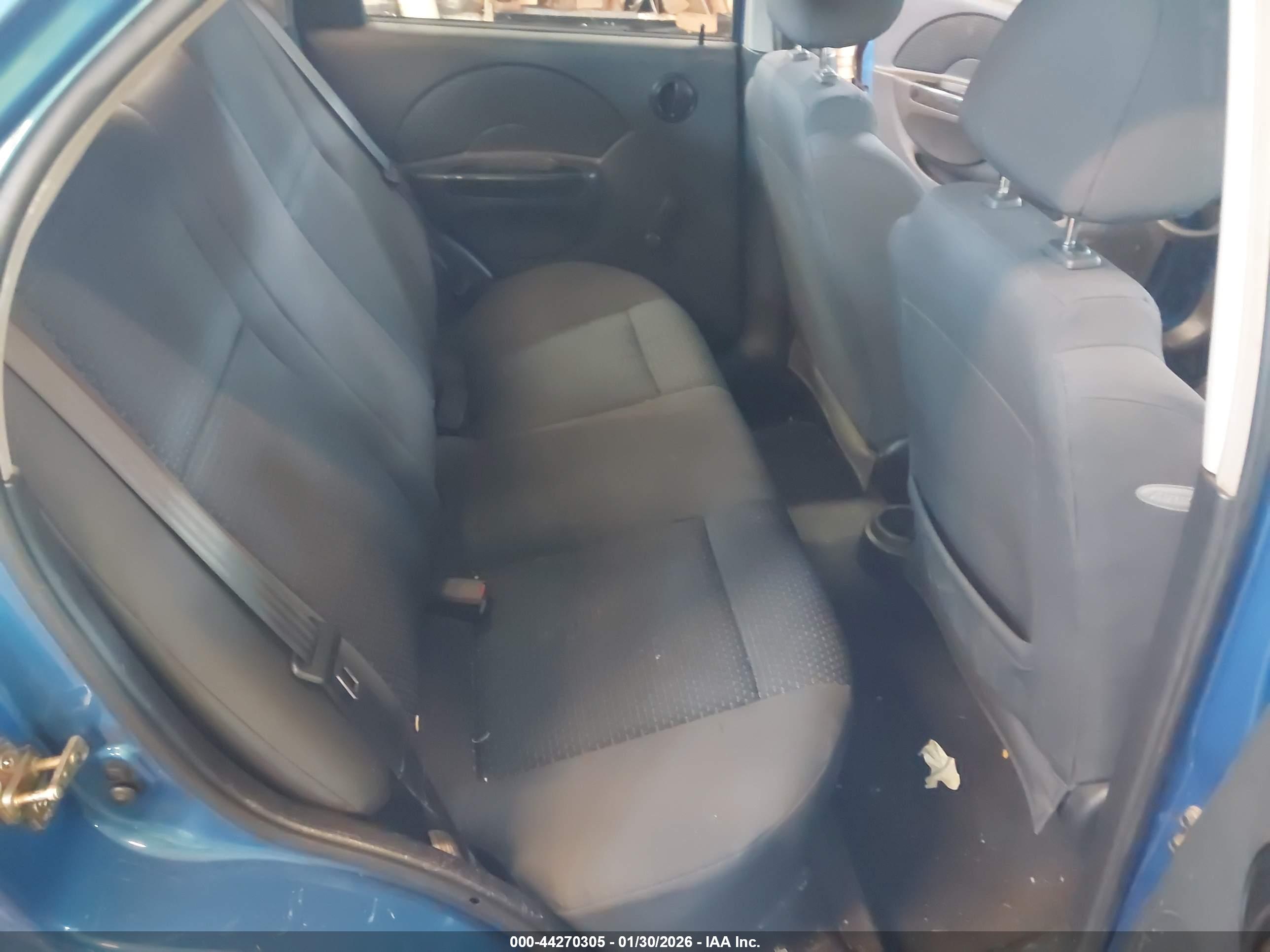 CHEVROLET AVEO image 8