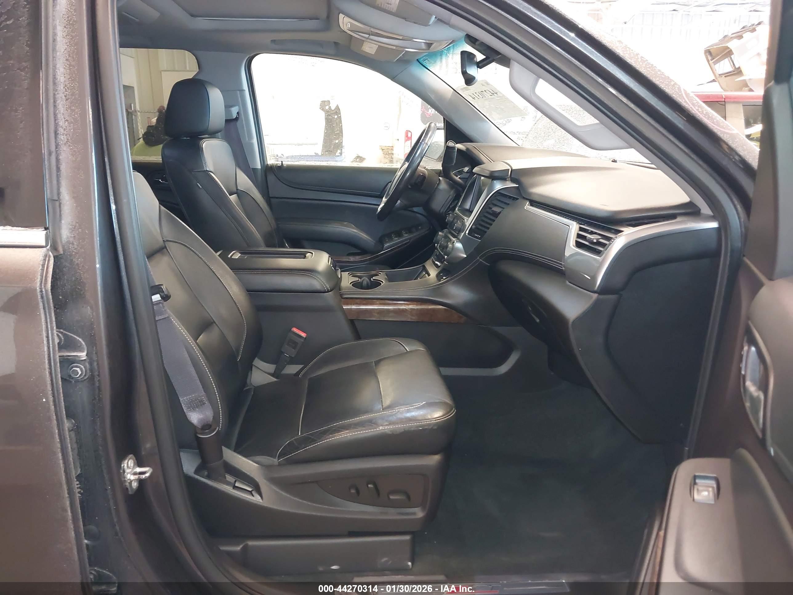 CHEVROLET TAHOE image 5