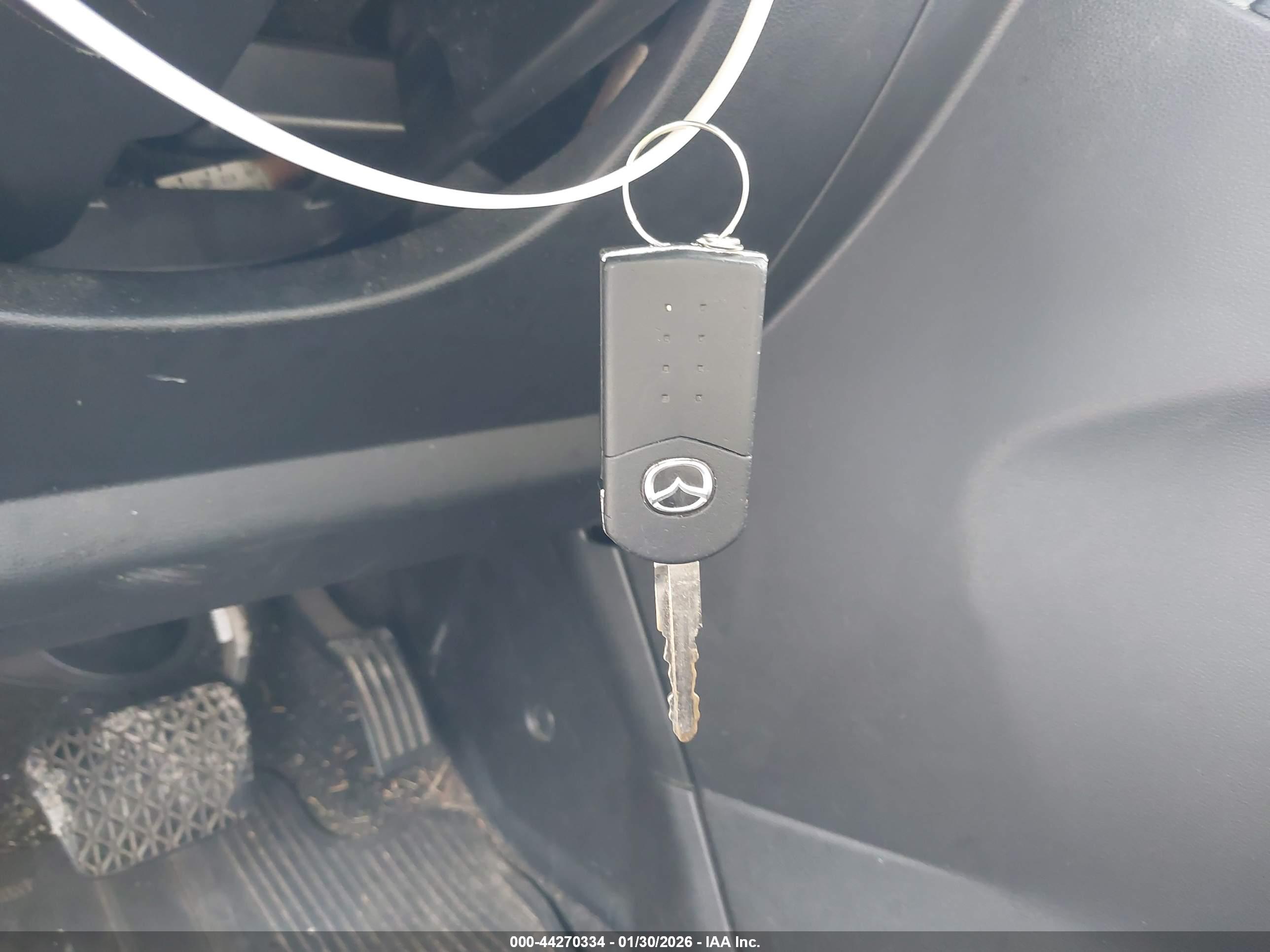 MAZDA MAZDA5 image 11