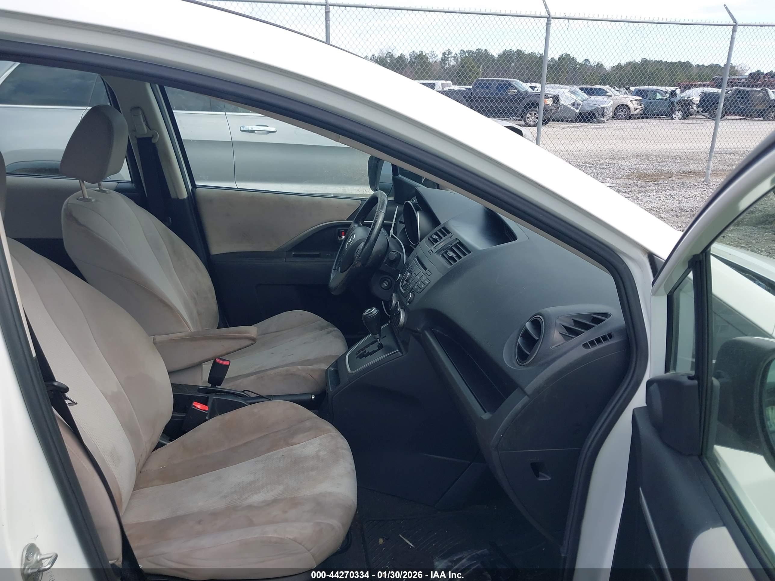 MAZDA MAZDA5 image 5