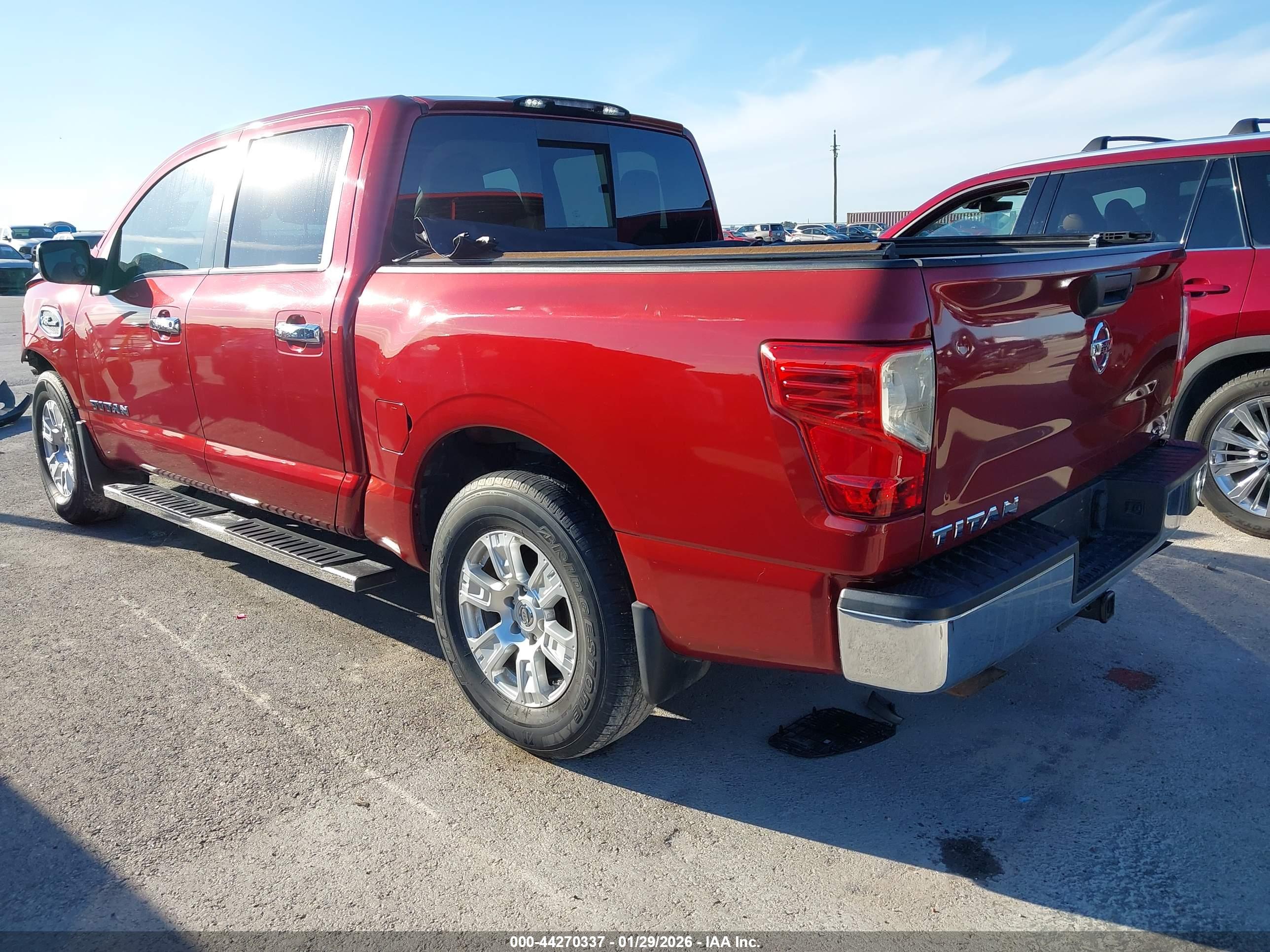 NISSAN TITAN image 3